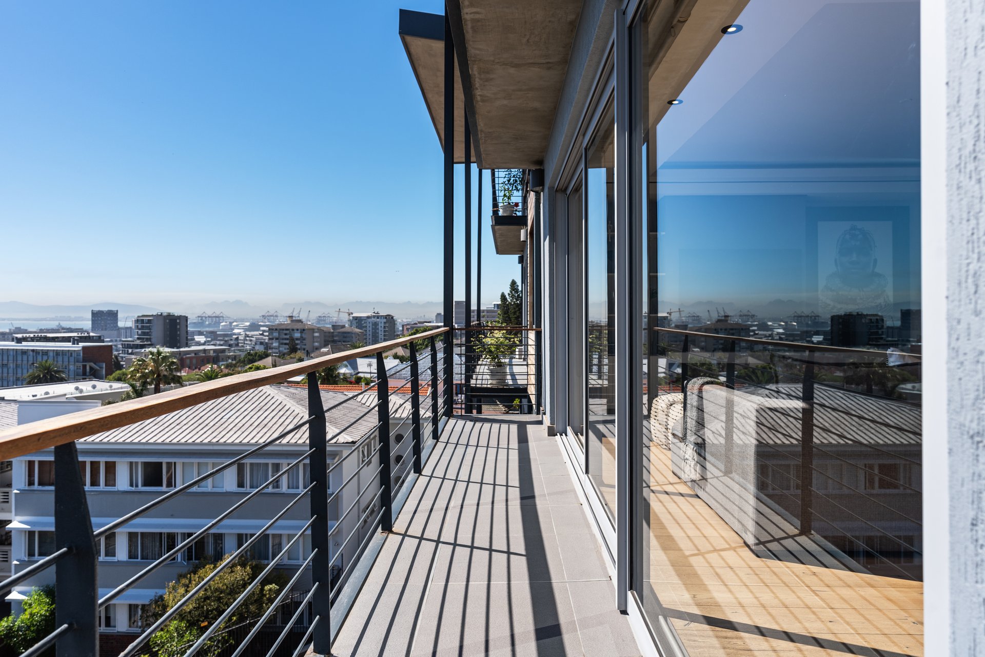  Seven on T Luxe Retreat