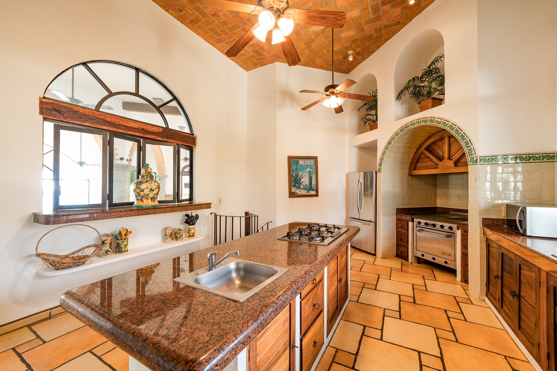 5 Bedroom, Single Family Home, Villa Encantada 