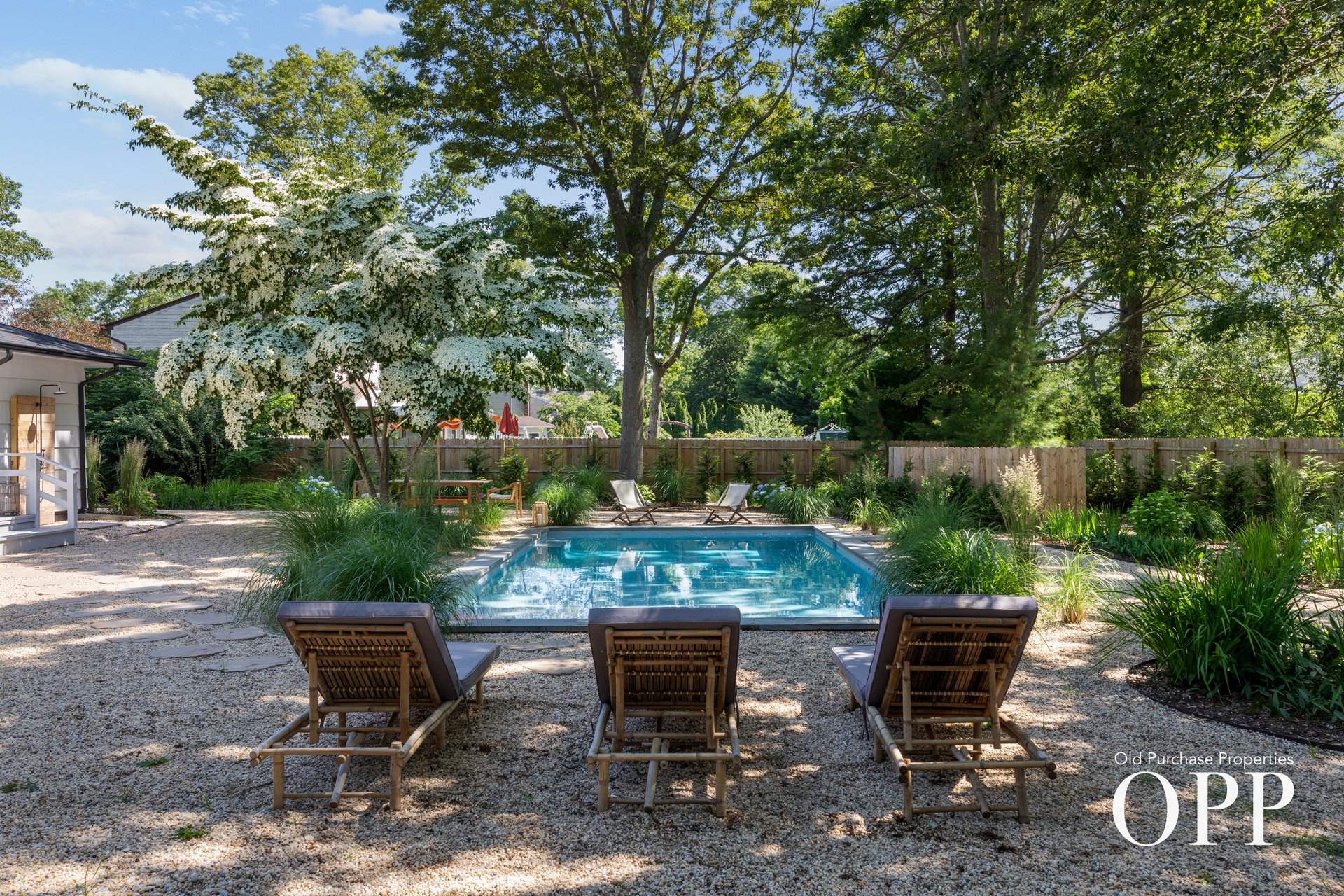 A BELLPORT VILLAGE RETREAT