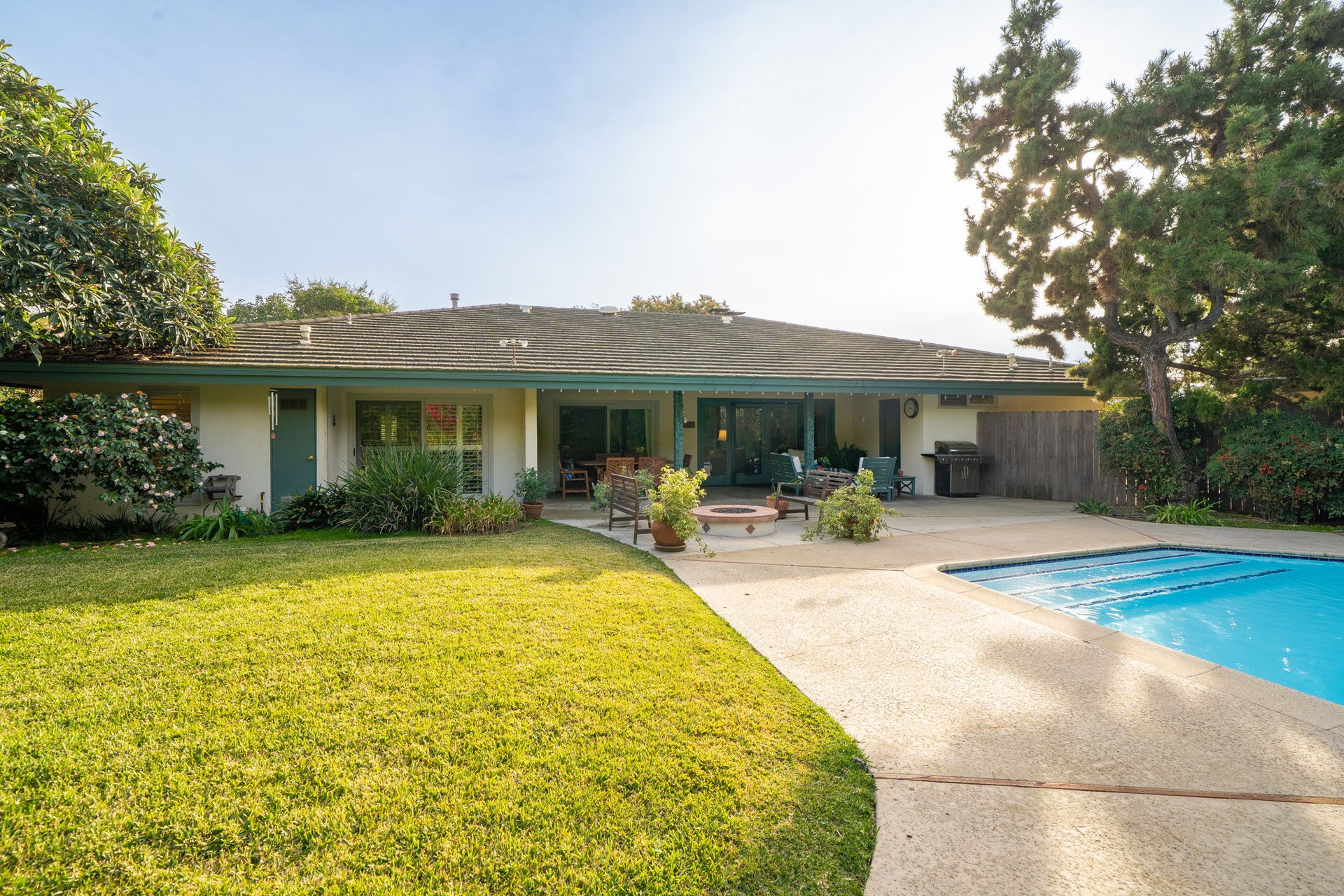 257 W Sonora Place