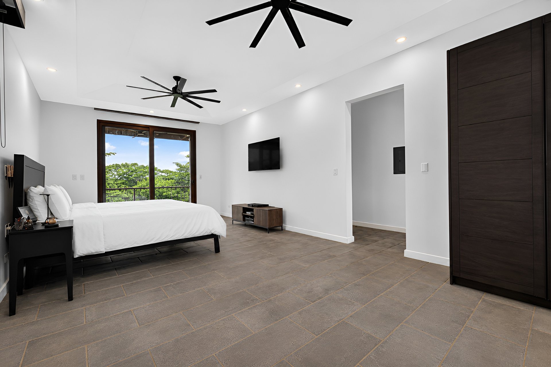 Casa Arcana | Luxury 3BR Condo with Private Pool in Tamarindo Parks | Walk to Beach