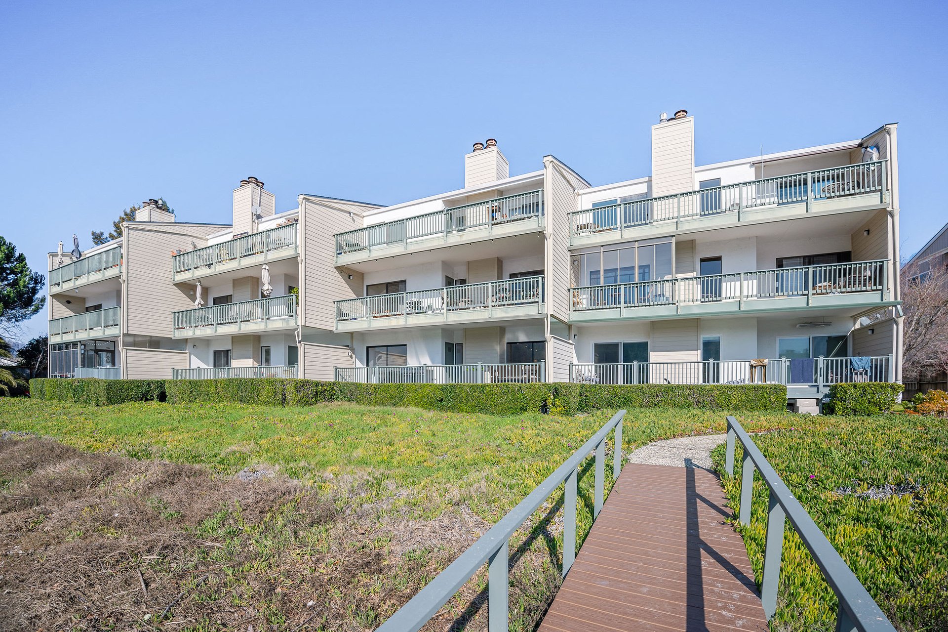 Greenbrae View Condo