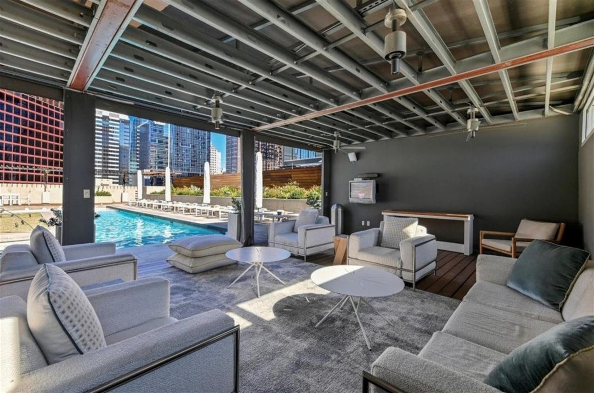 210 Lavaca Street #3209