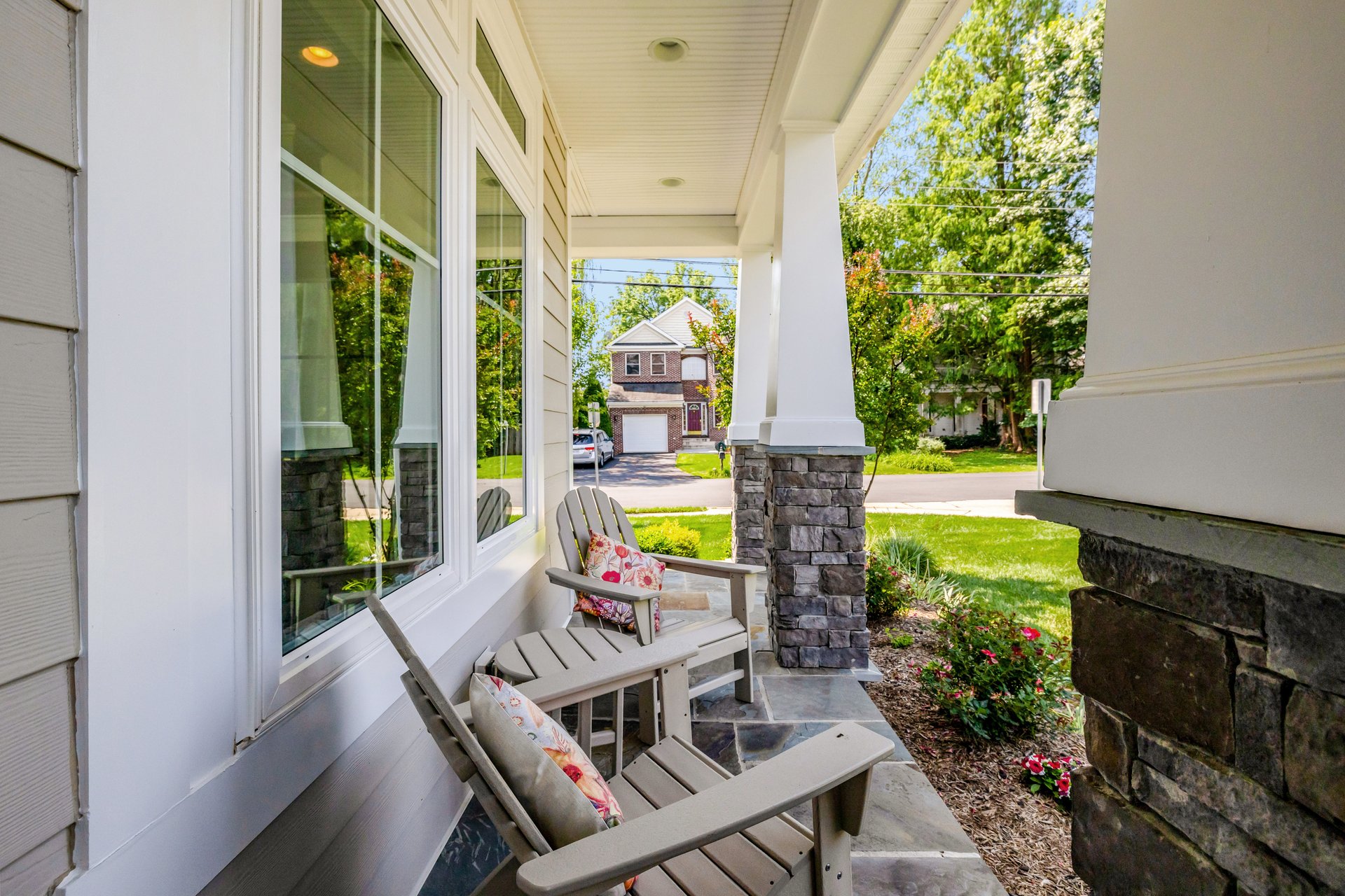 300 Jade Ct NW