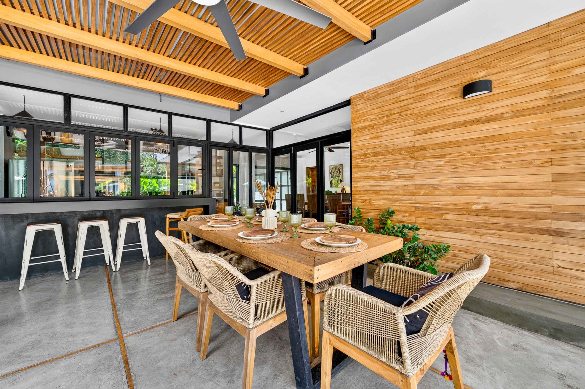 Casa Chavela | Luxury 4-Bedroom Home with Guest Cabin & Pool in Tamarindo