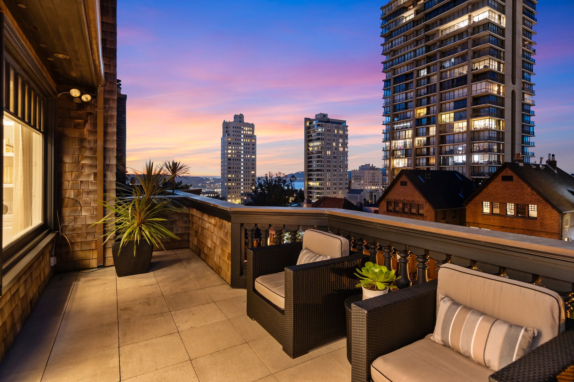 Russian Hill Summit