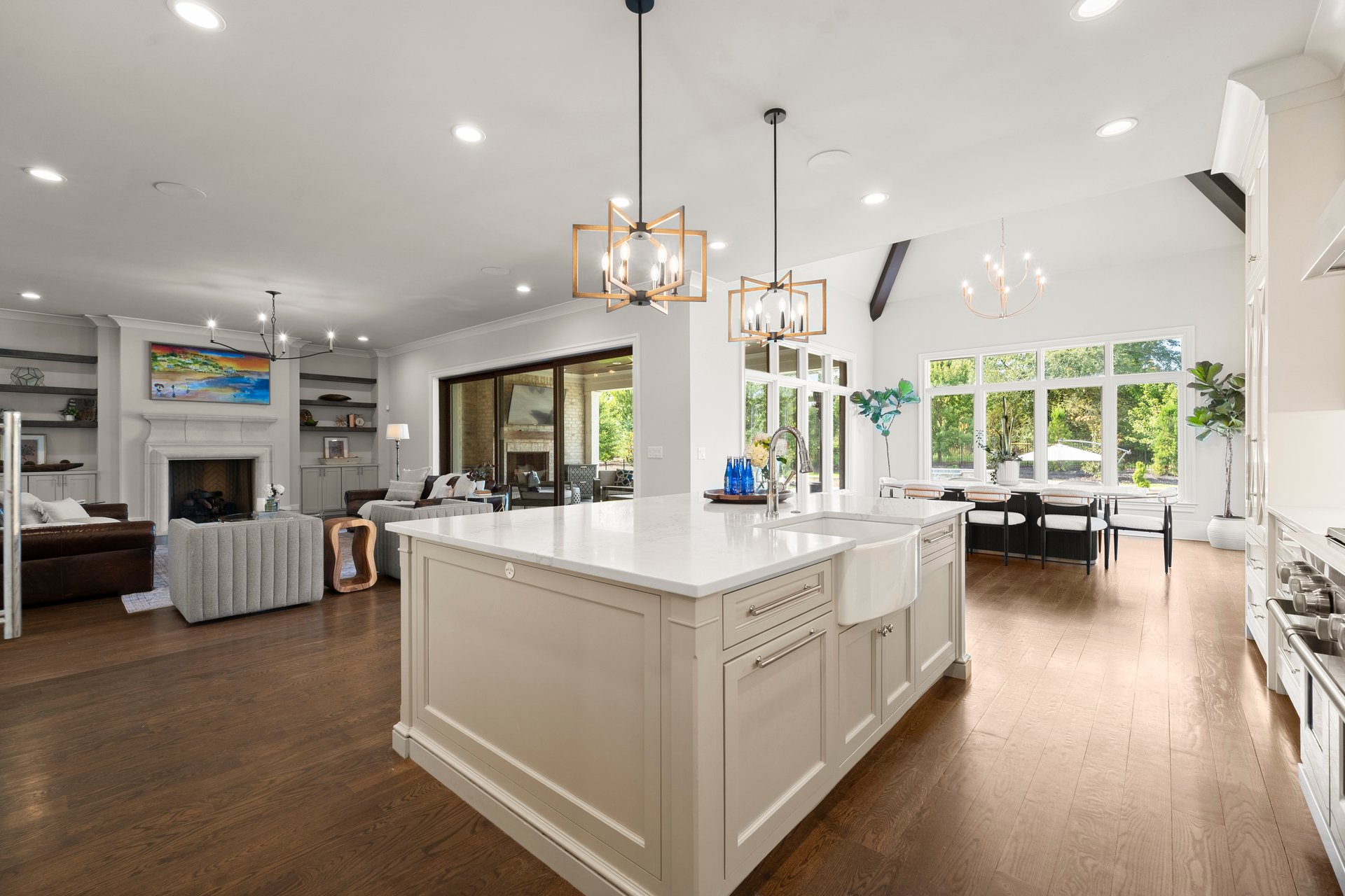  10160 Cedar Ridge Drive