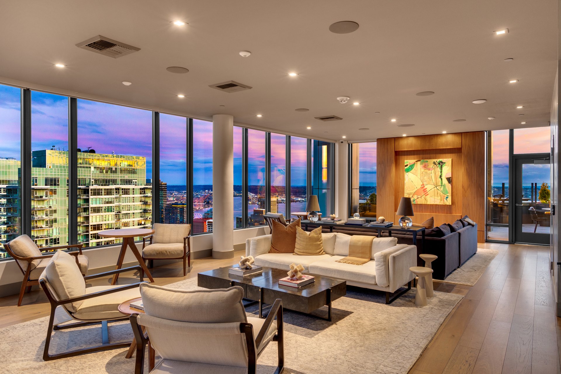 2510 6th Ave Unit 3105