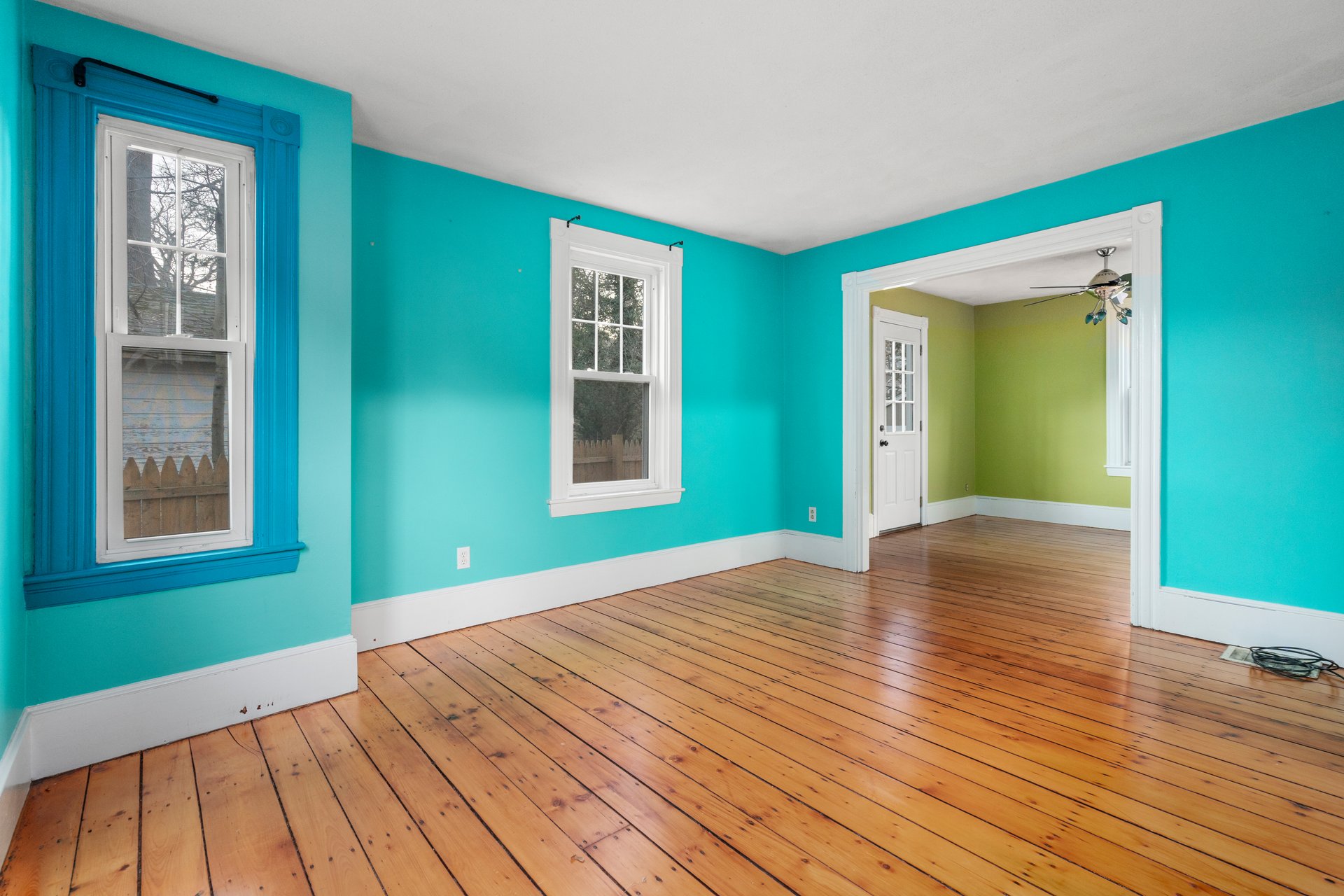 21A School St