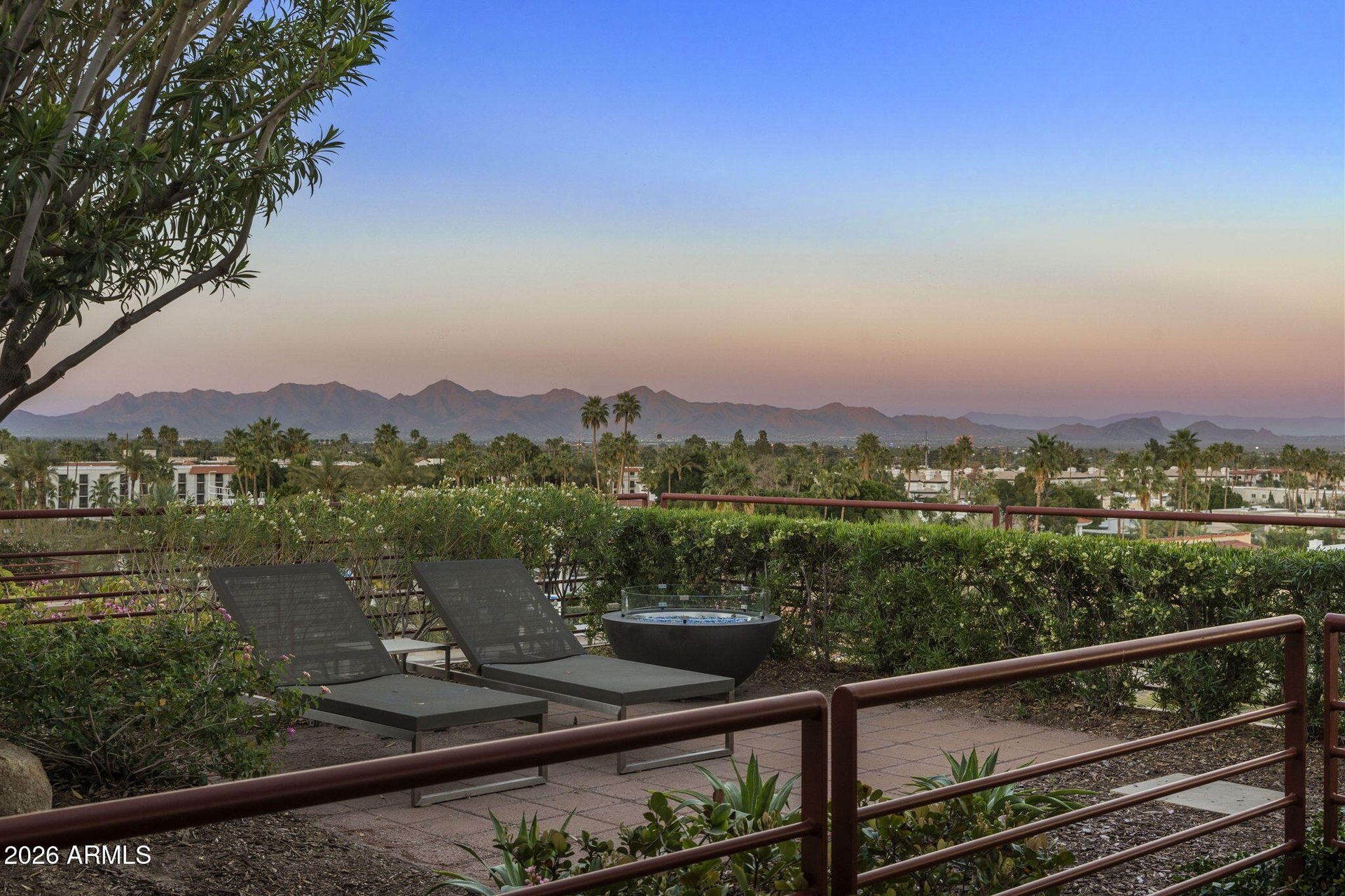 7167 E Rancho Vista Dr, #6004