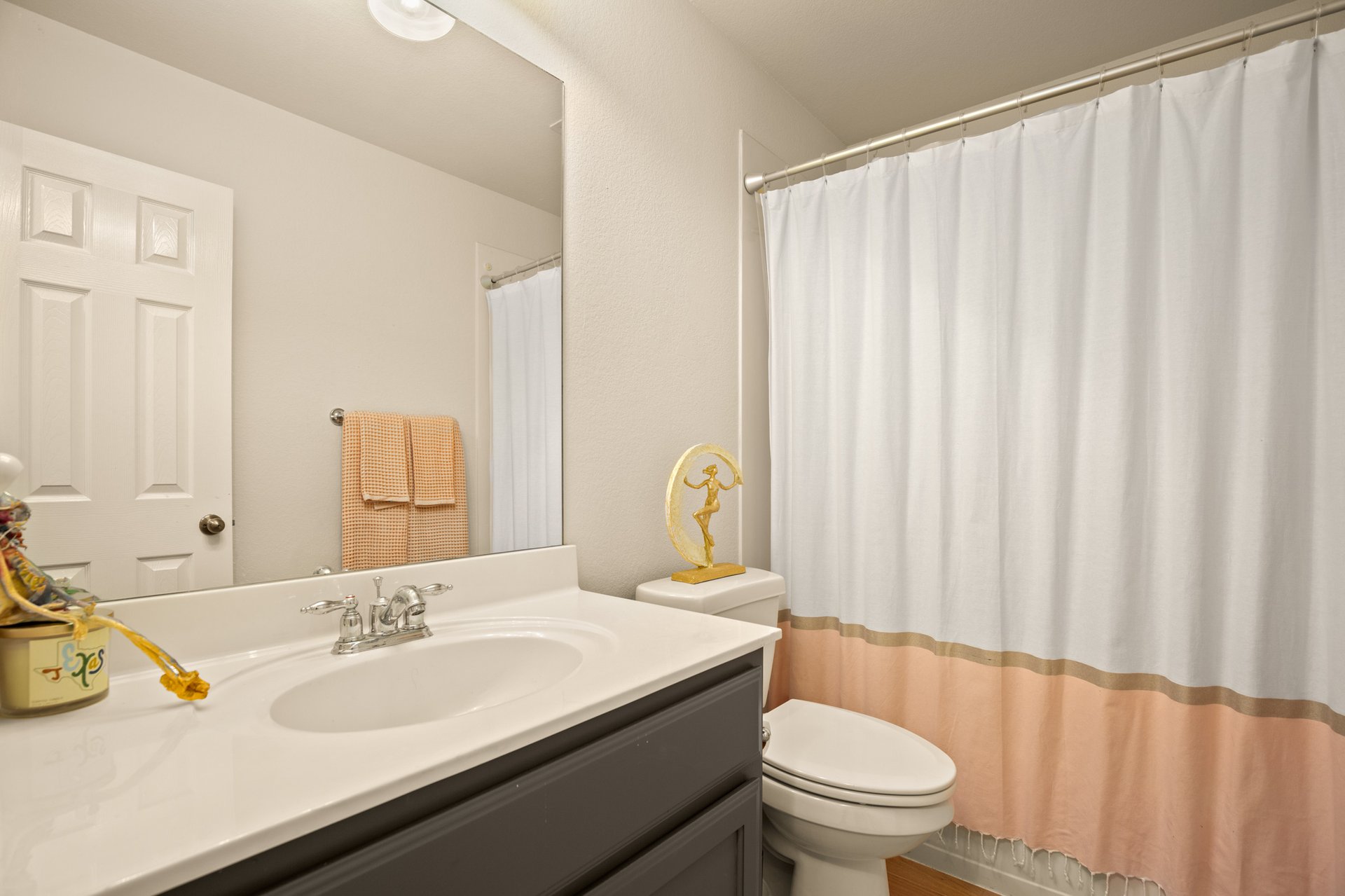 Lakeway Garden Home