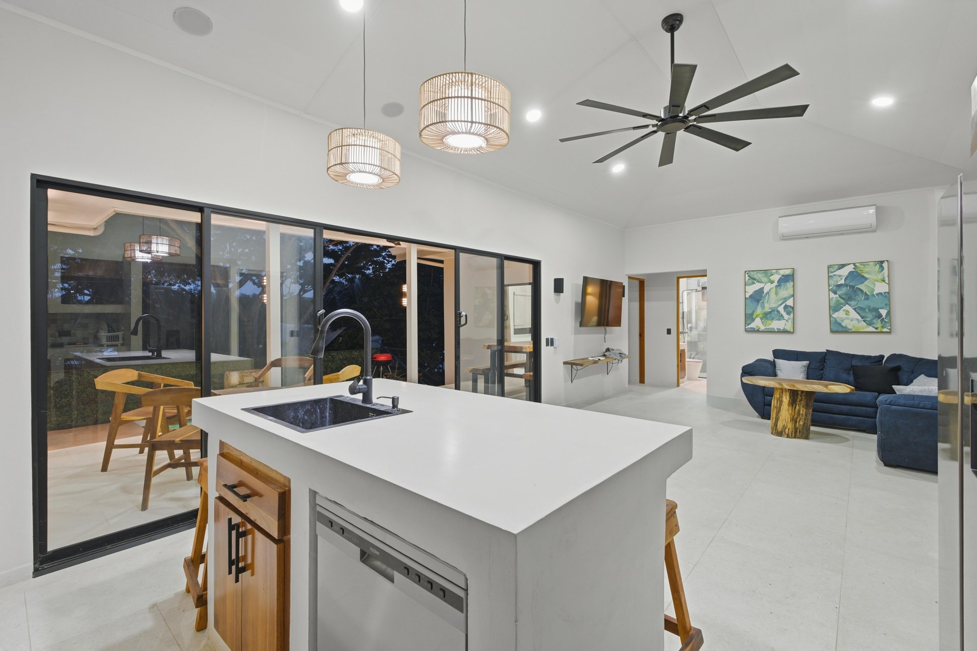 Casa Iguana | Modern 3 Bedroom Pool Home for Sale in Tamarindo, Costa Rica