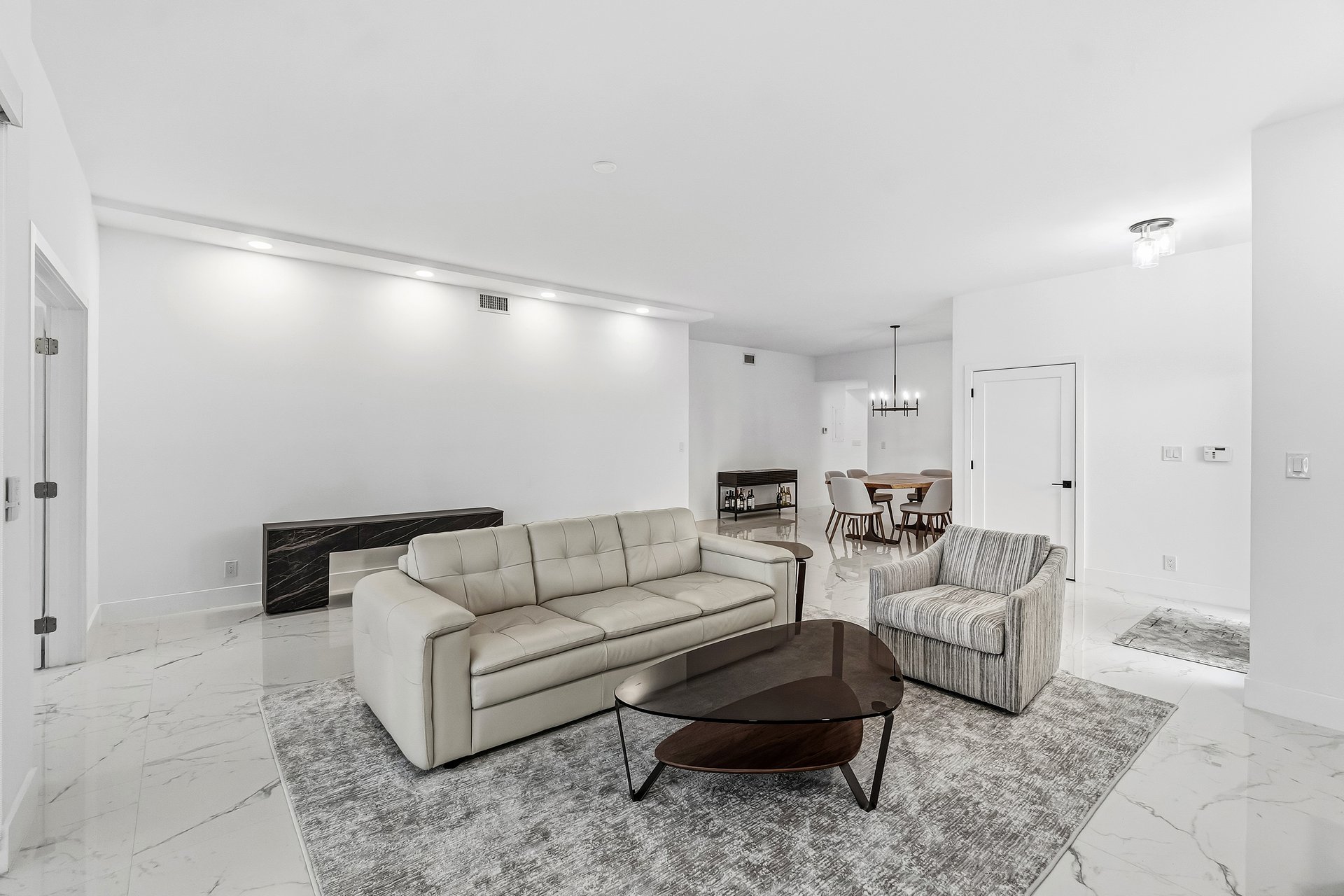 5082 Lake Catalina Drive A