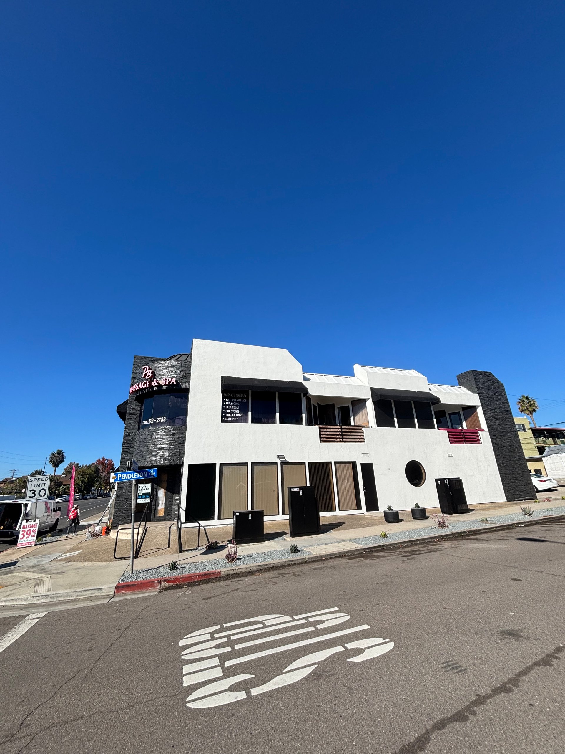 2280 Garnet Ave