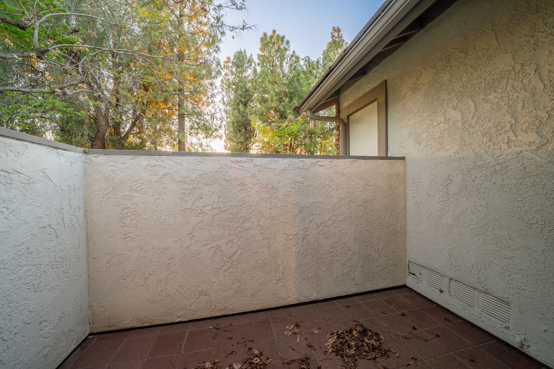 1220 Shepherd Way