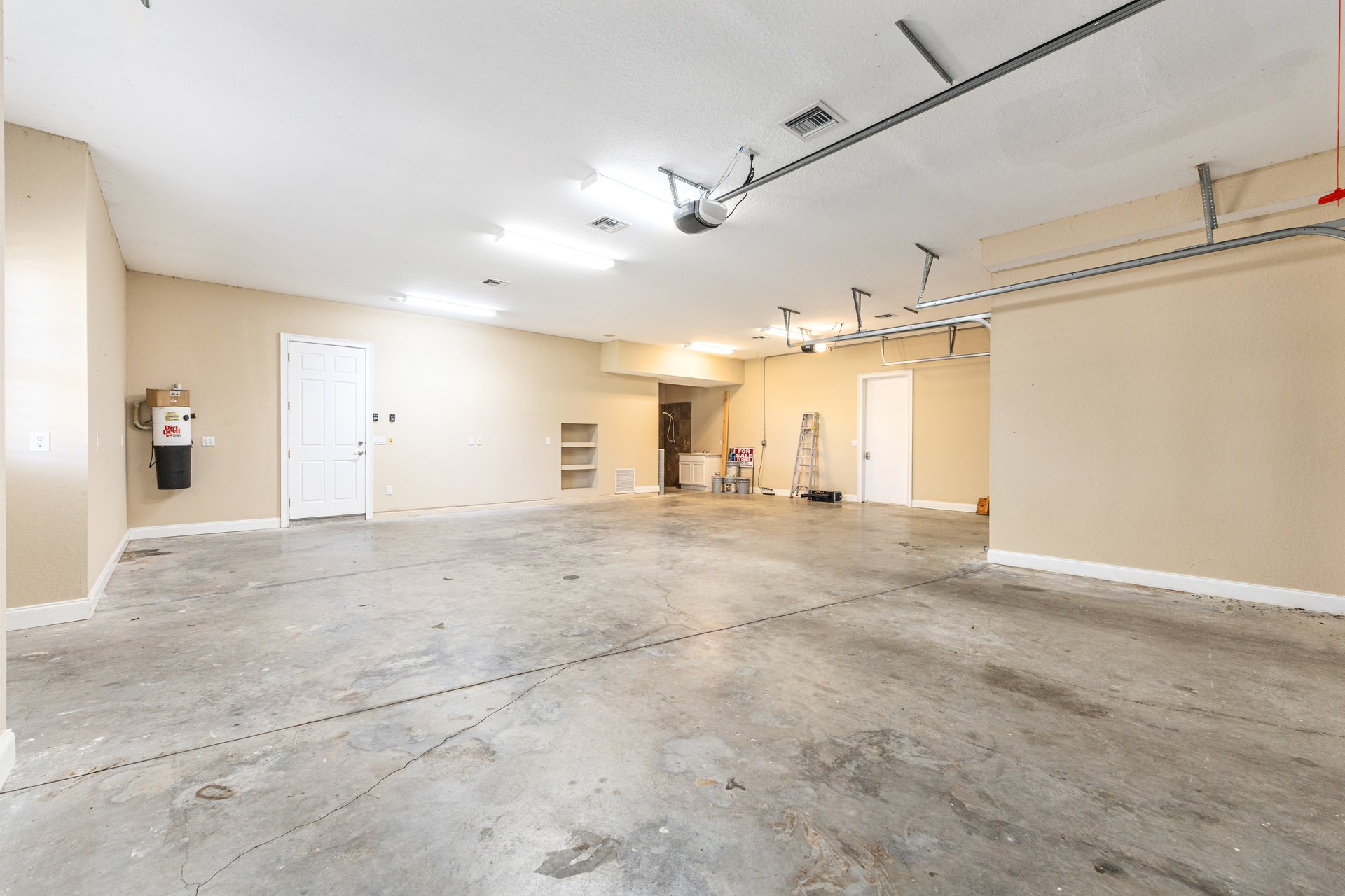 997 NW 63rd Ct