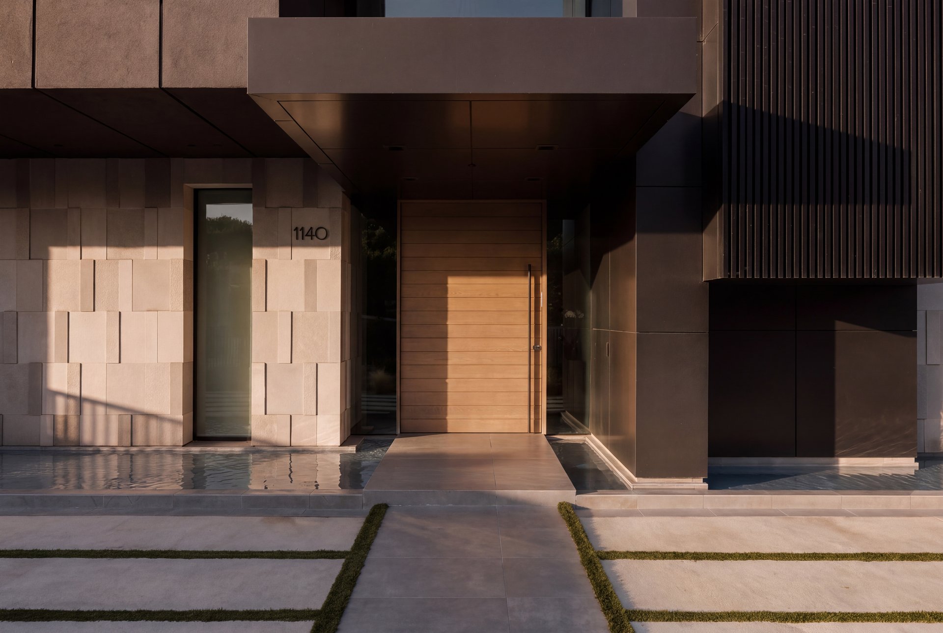 1140 Summit Dr, Beverly Hills