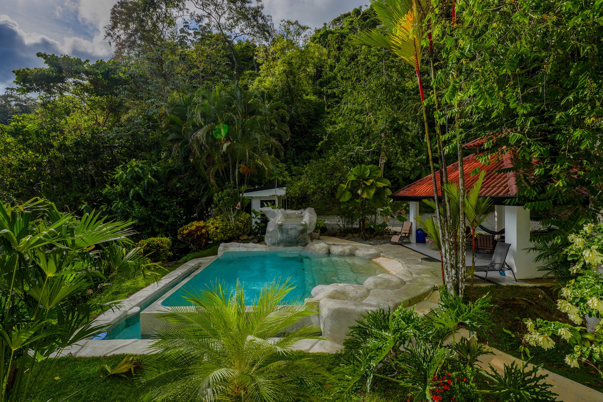 Casa La Roca, Whale's Tail 3 Bedroom Home In Uvita!