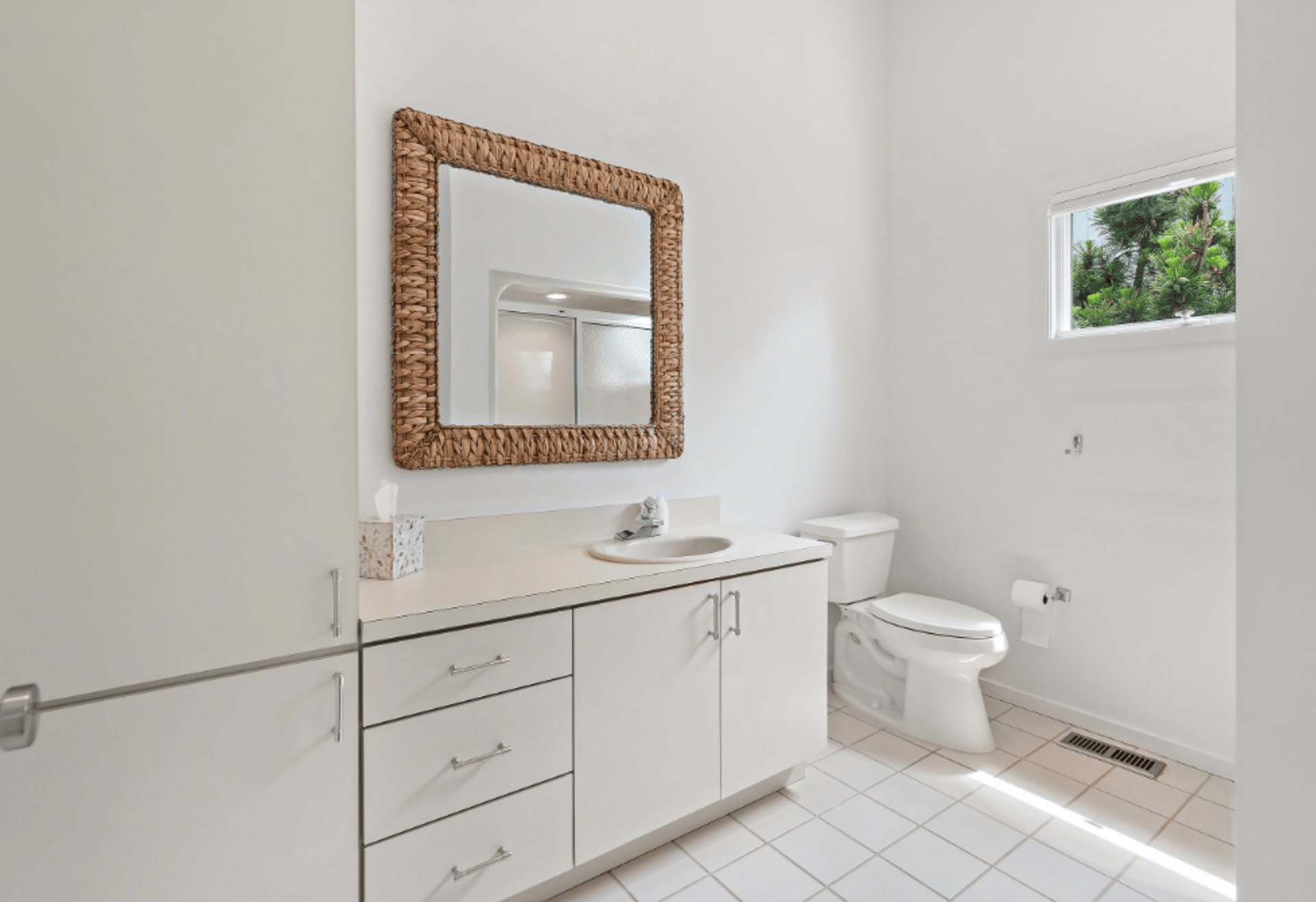 120 E Bayberry Drive, Brant Beach