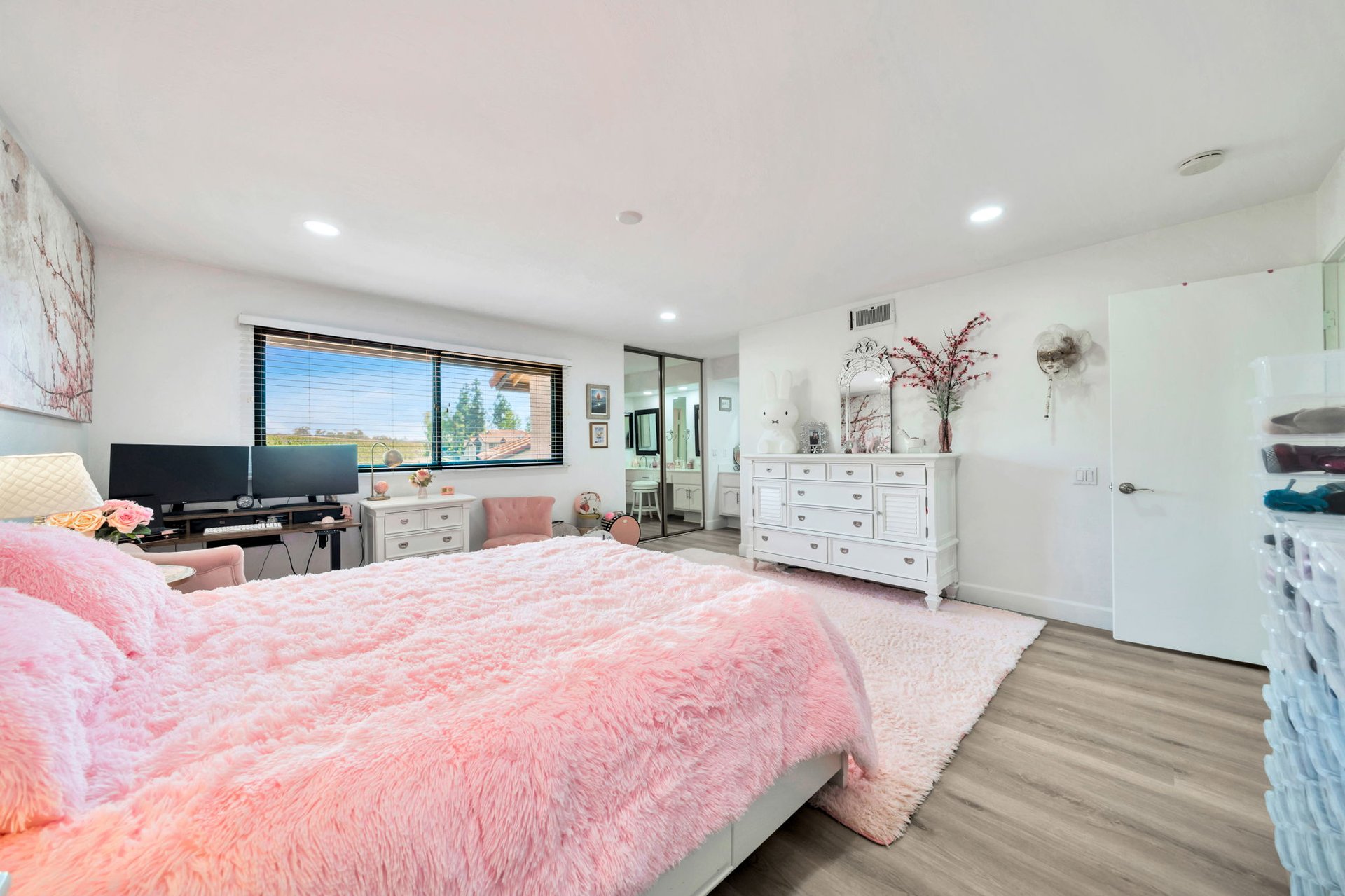5151 Walnut Ave. 34