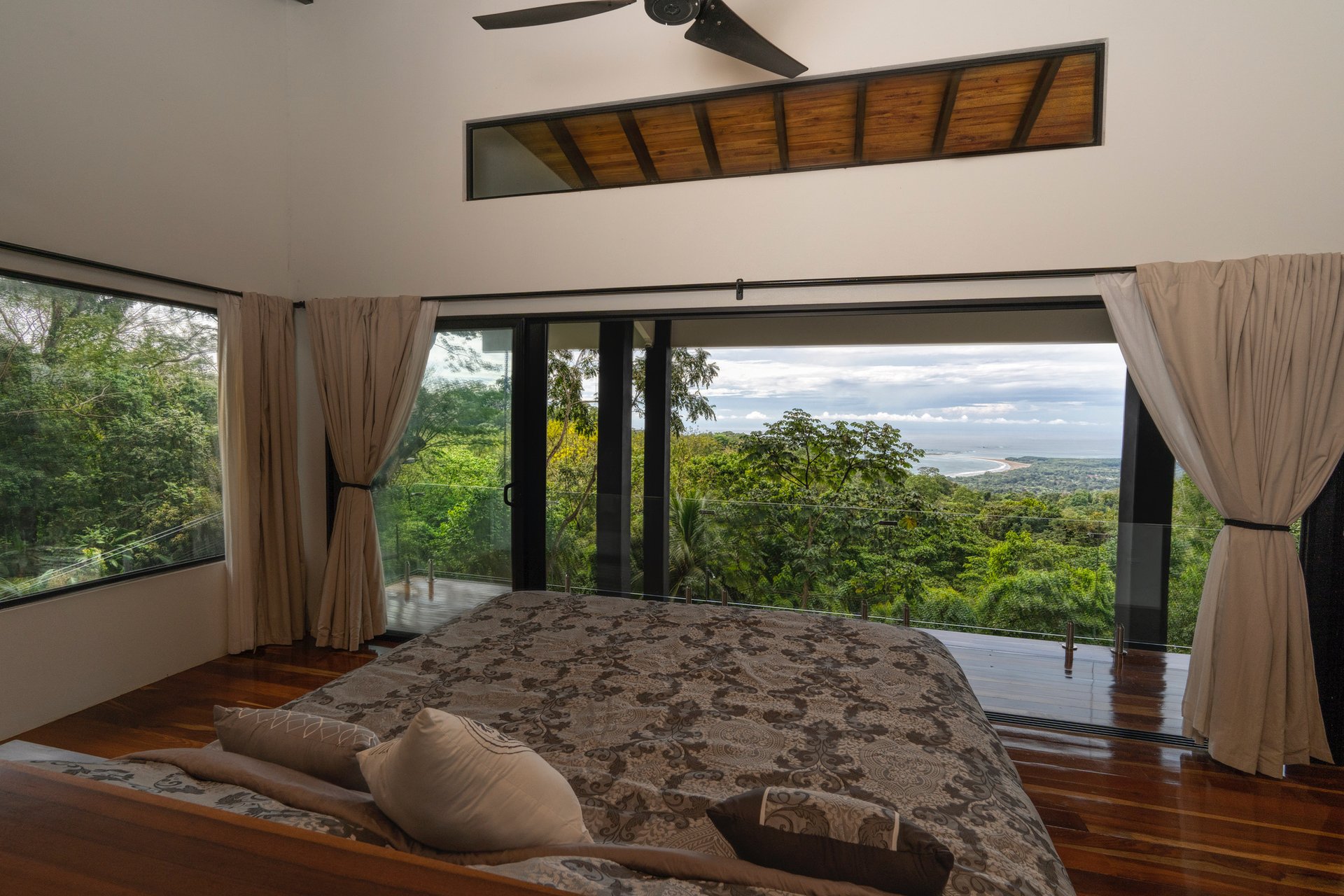 Beauty Villa- Ocean View in Uvita