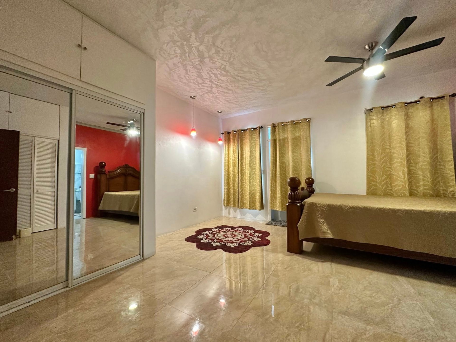 1047 Carrot Bay 3 Bedroom Apartment
