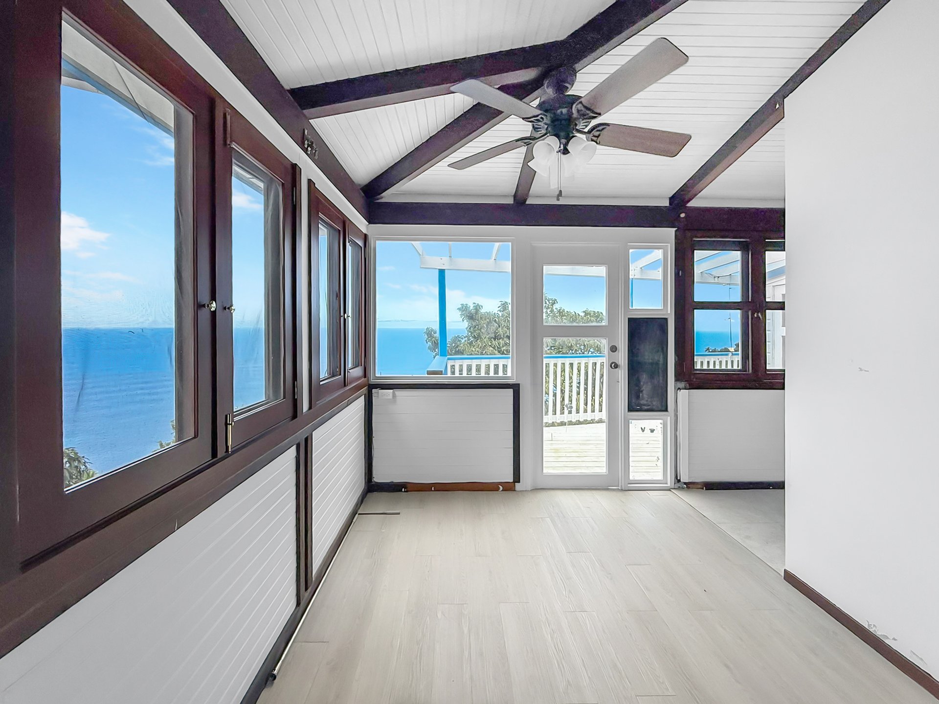 951 Casablanca-Luck Hill Standalone Home