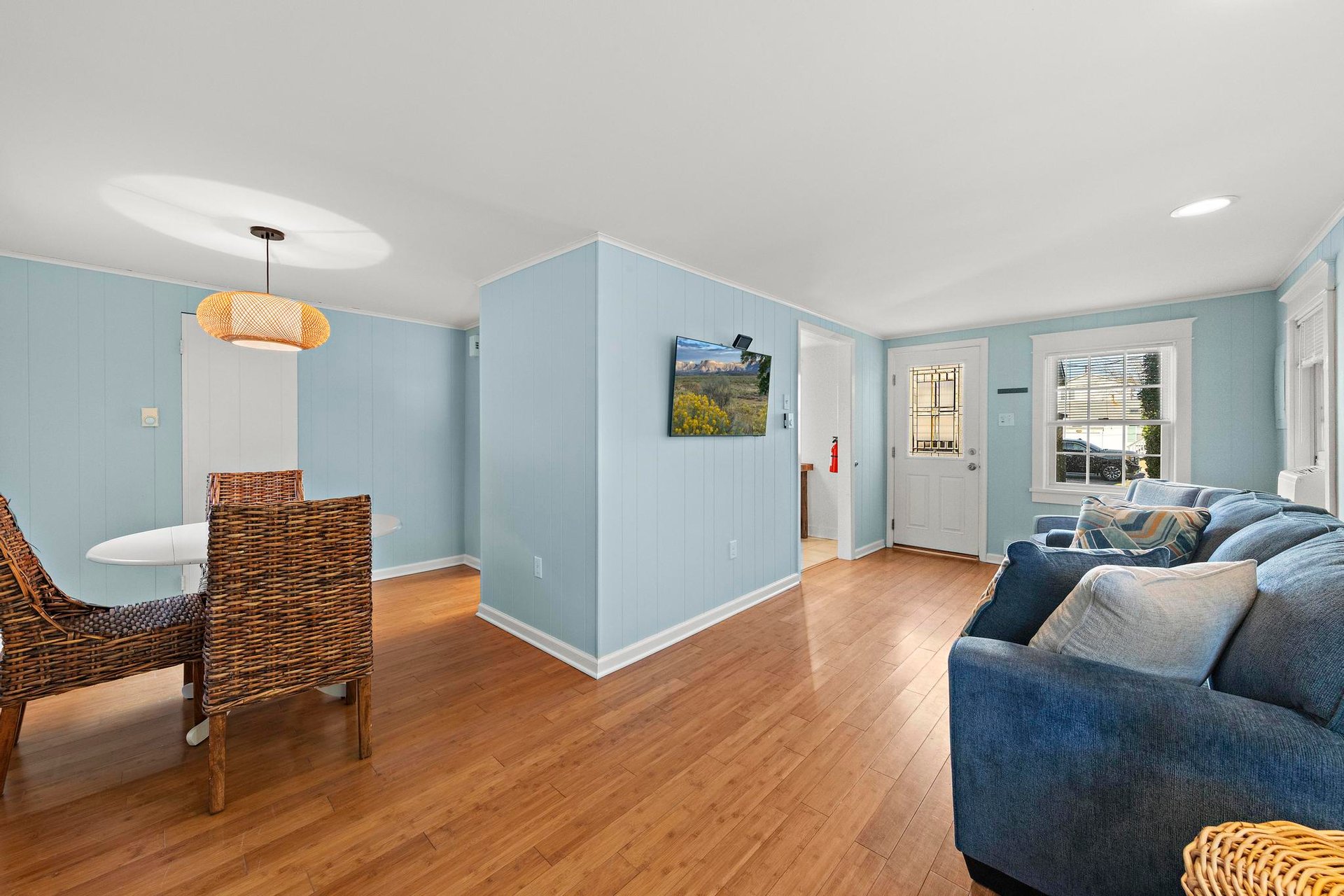 112 8th Street Beach Haven w/Cottage