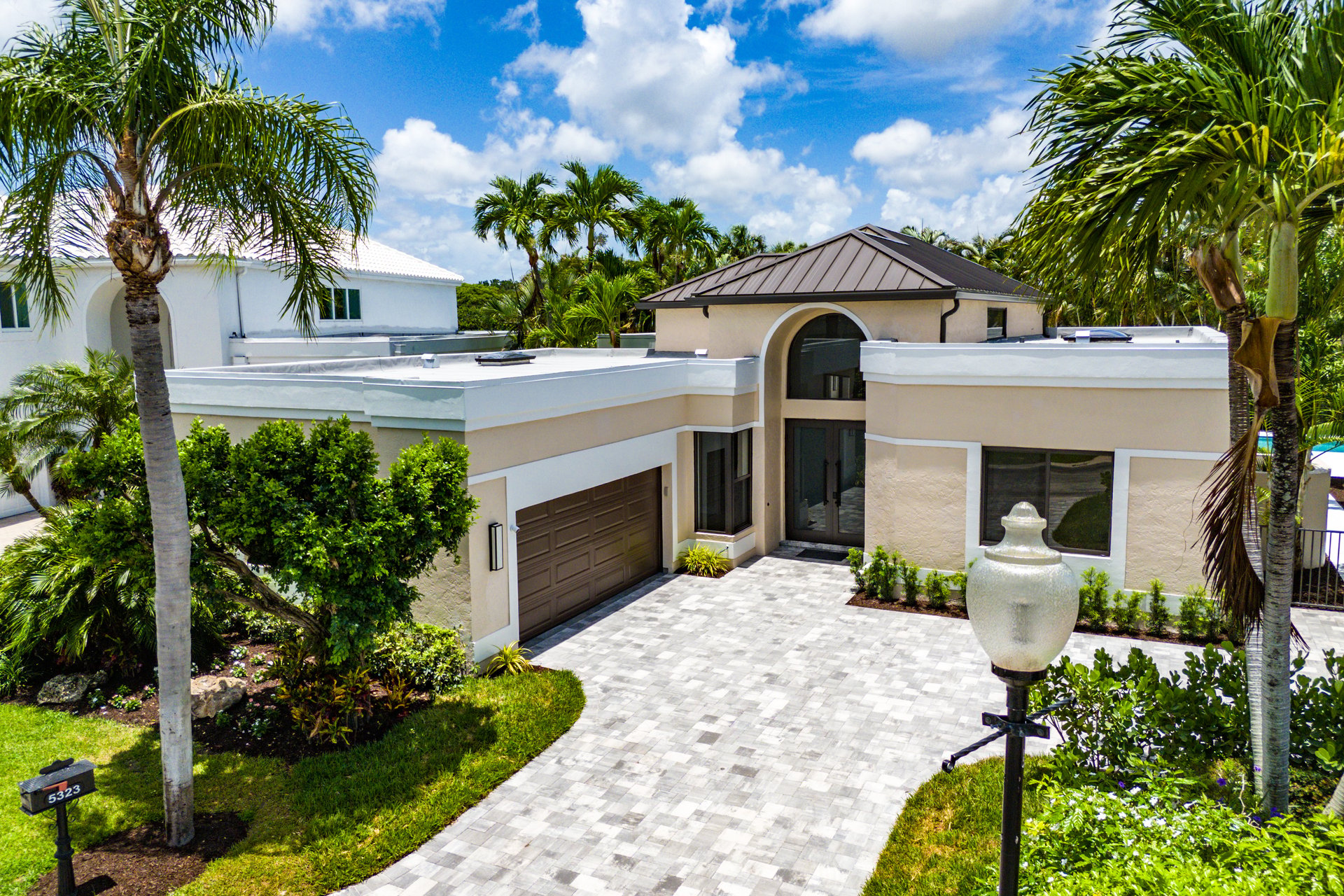 5323 Ascot Bend