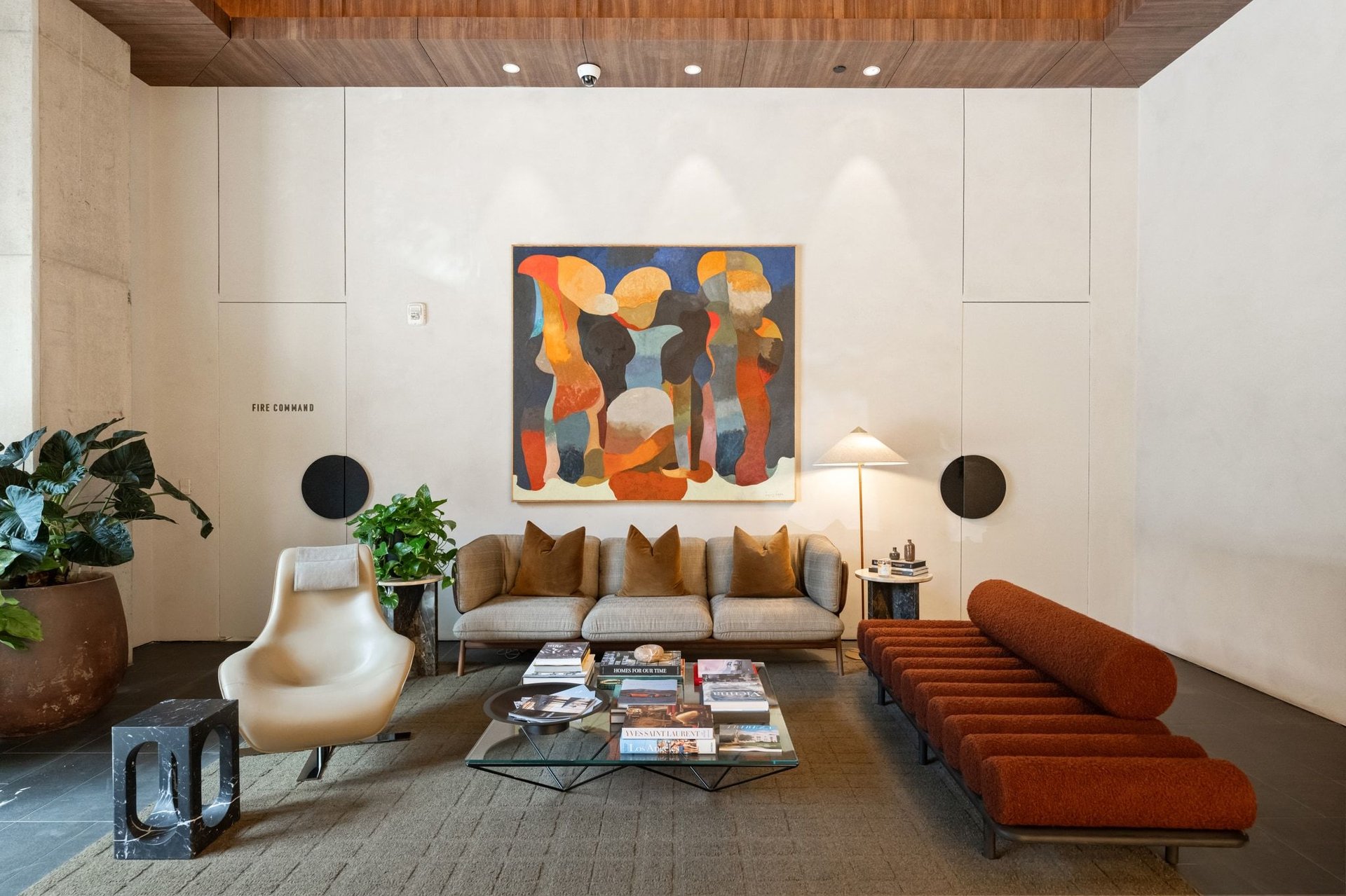 610 Davis Street #3902