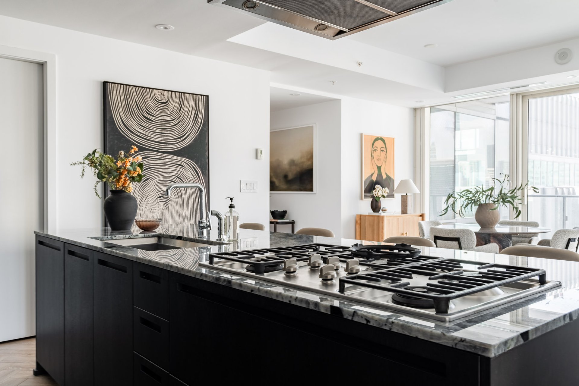 Suite 1906- 180 University Avenue