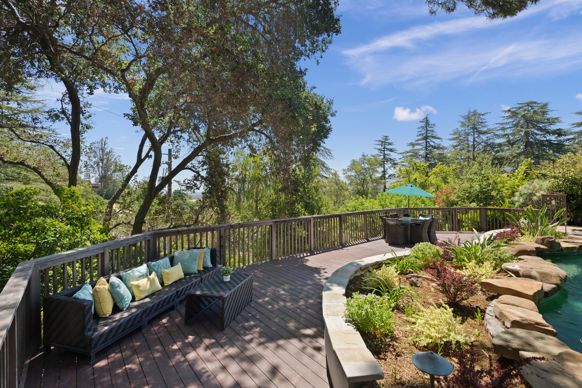 21100 Saratoga Hills Rd
