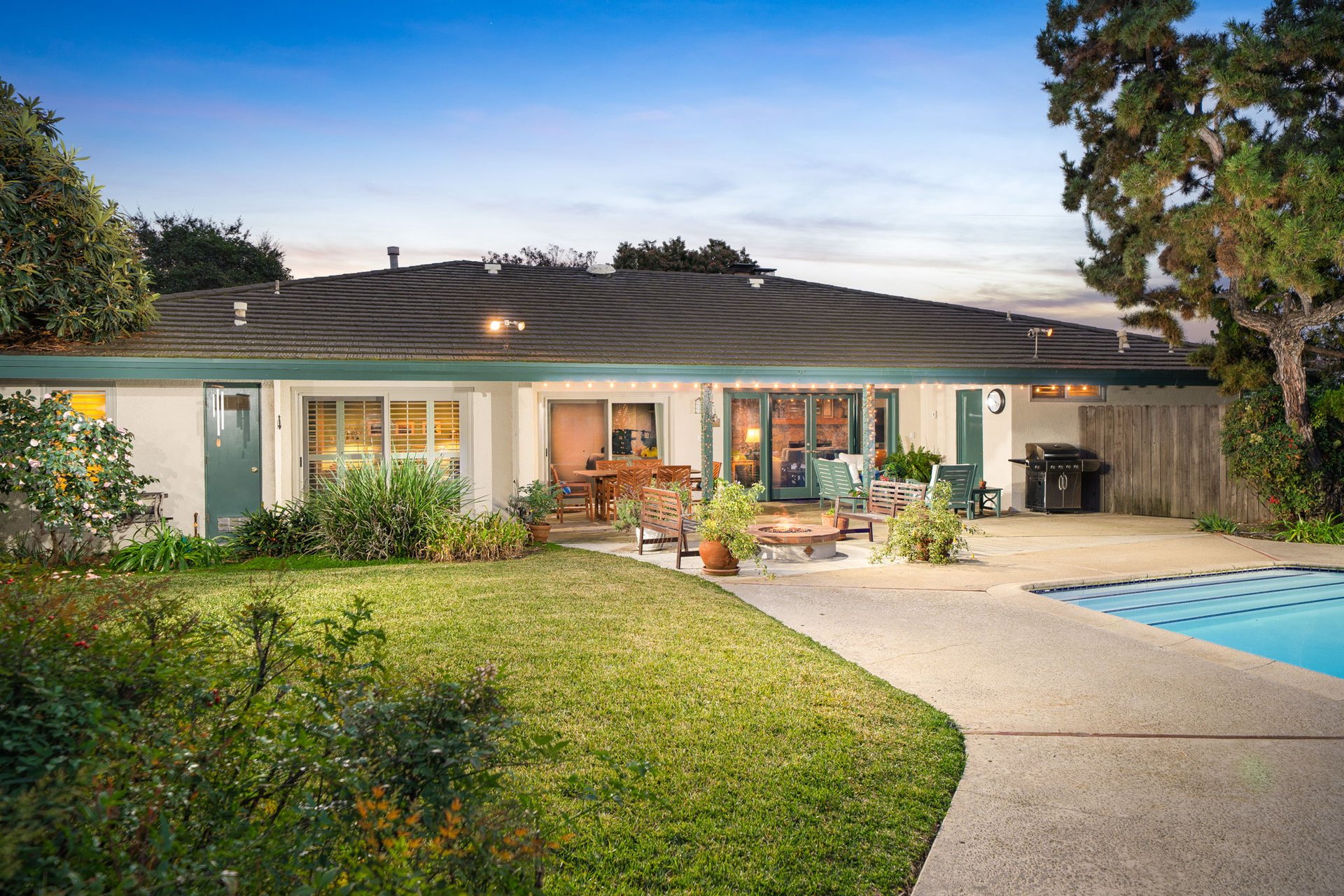 257 W Sonora Place
