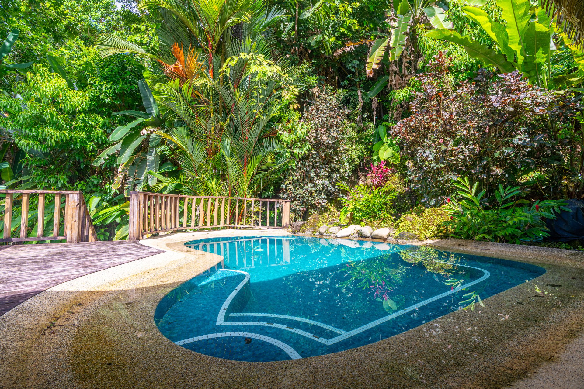 VILLA KRISTINA MARIA - 3.84 ACRES - PERLA DE BALLENA ESTATES