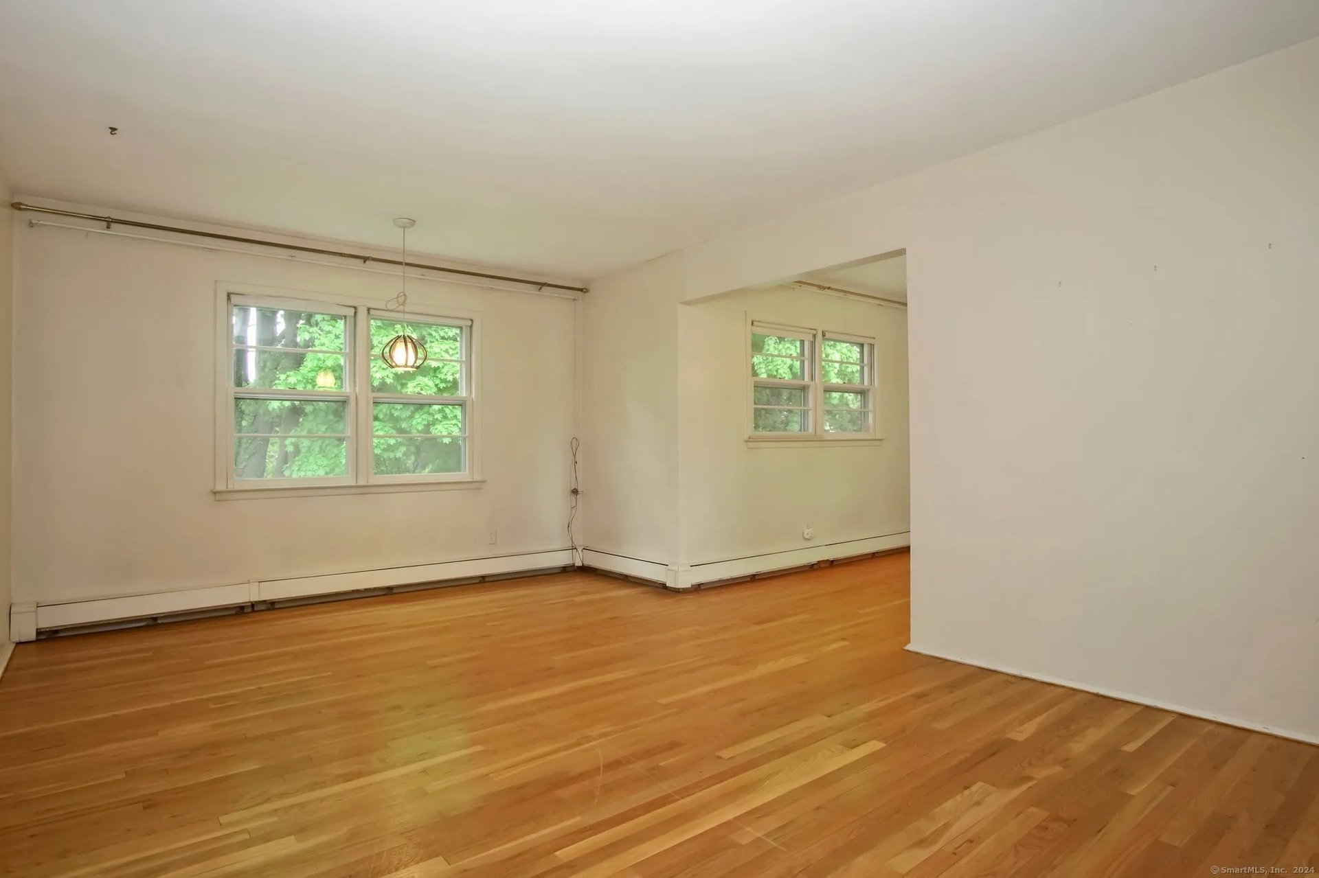 5 Waterbury Road