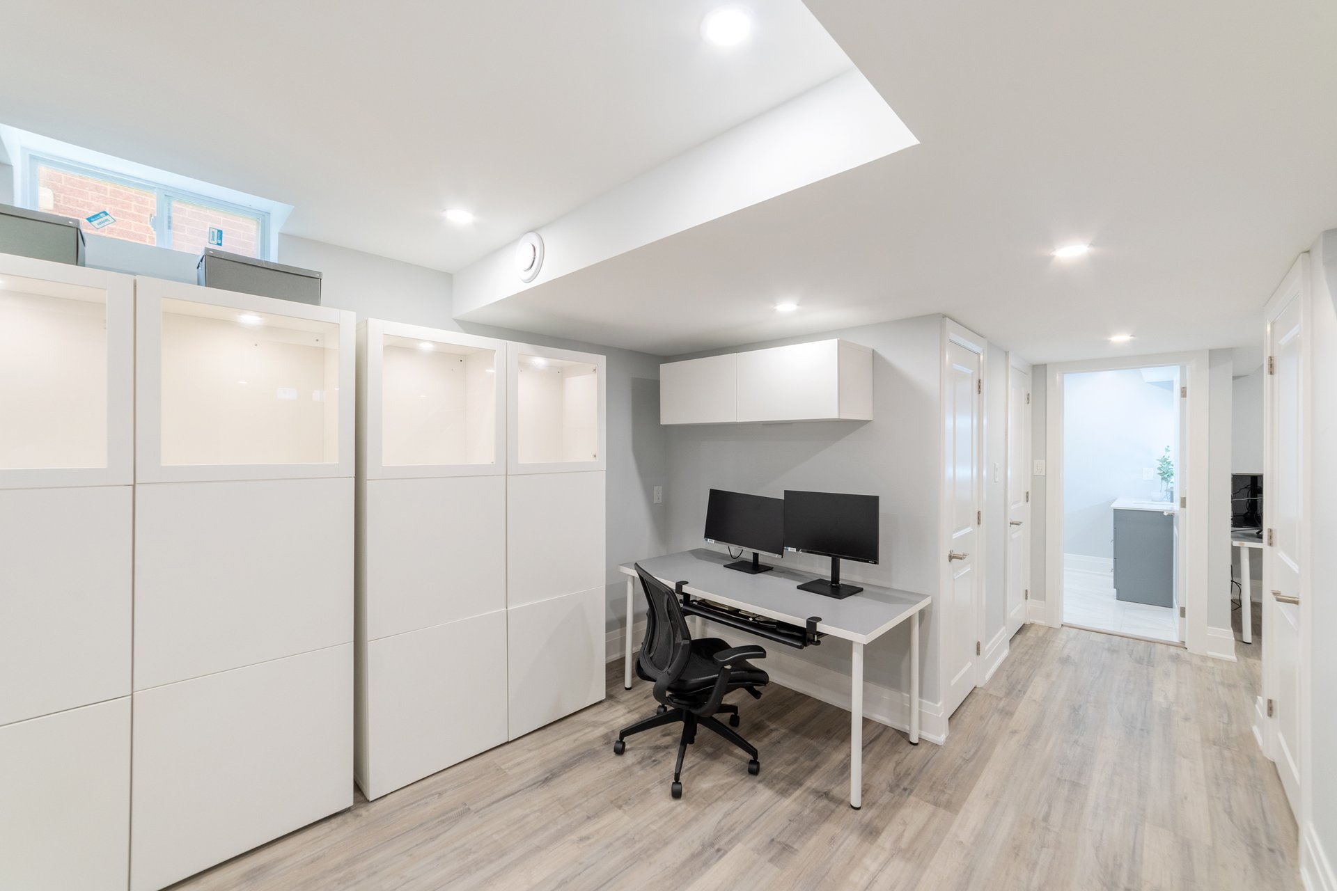 6837 Lisgar Drive