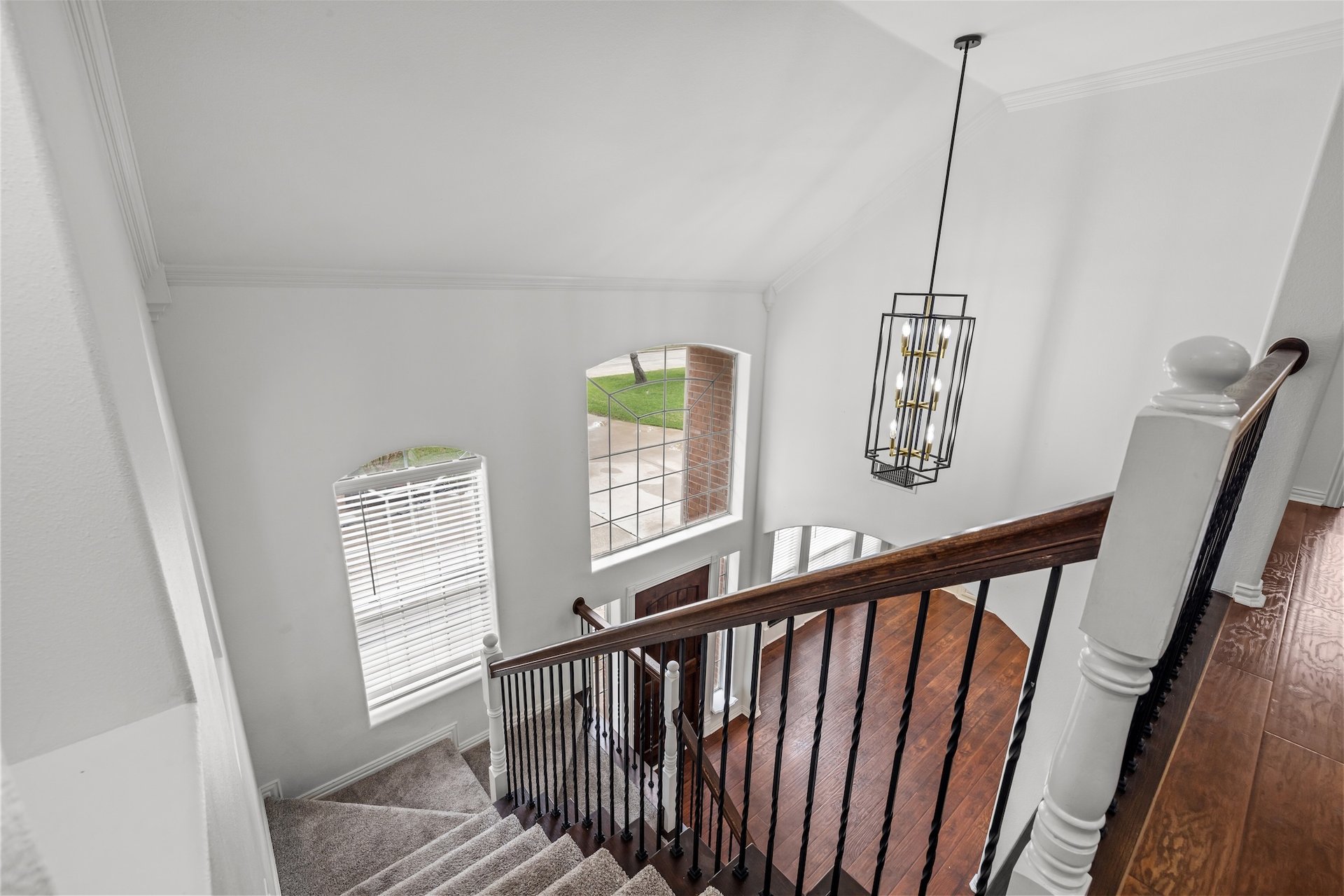 2 Treewood Court