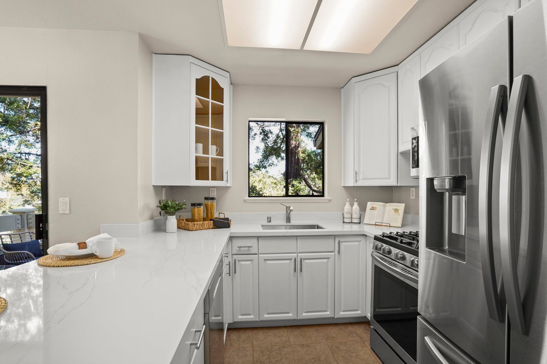 642 Fig Tree Ln, Martinez