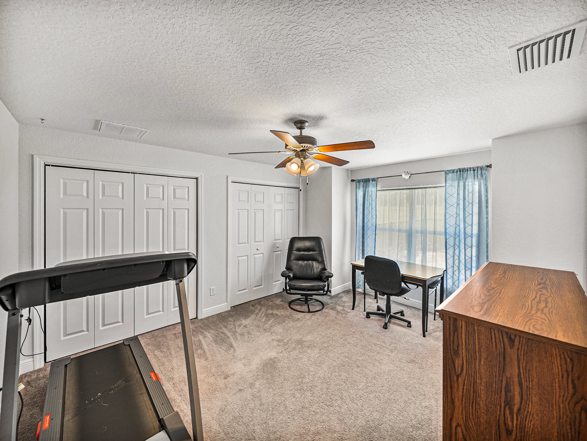 17703 COUNTRY SQUIRE LN