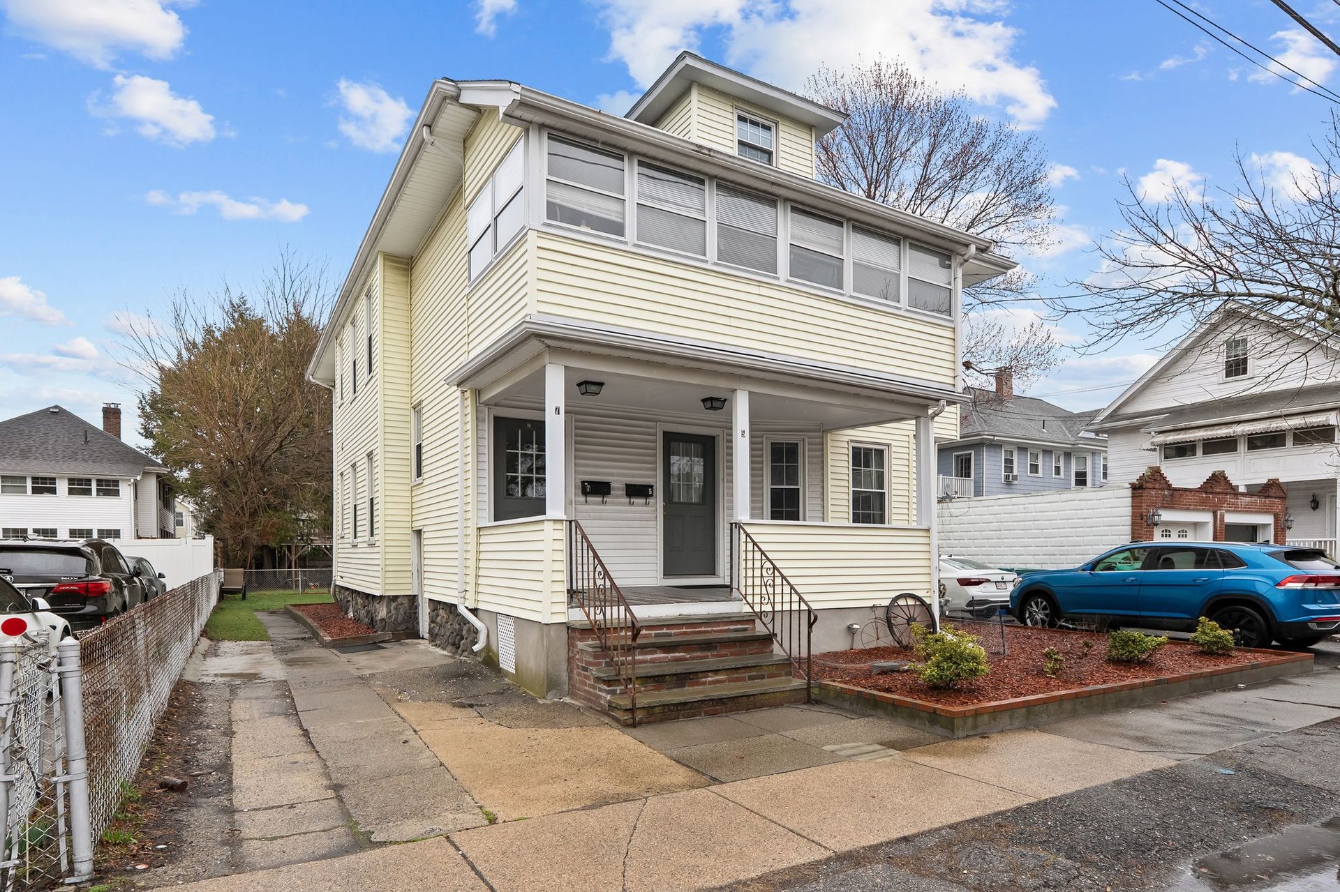5-7 Pearl St