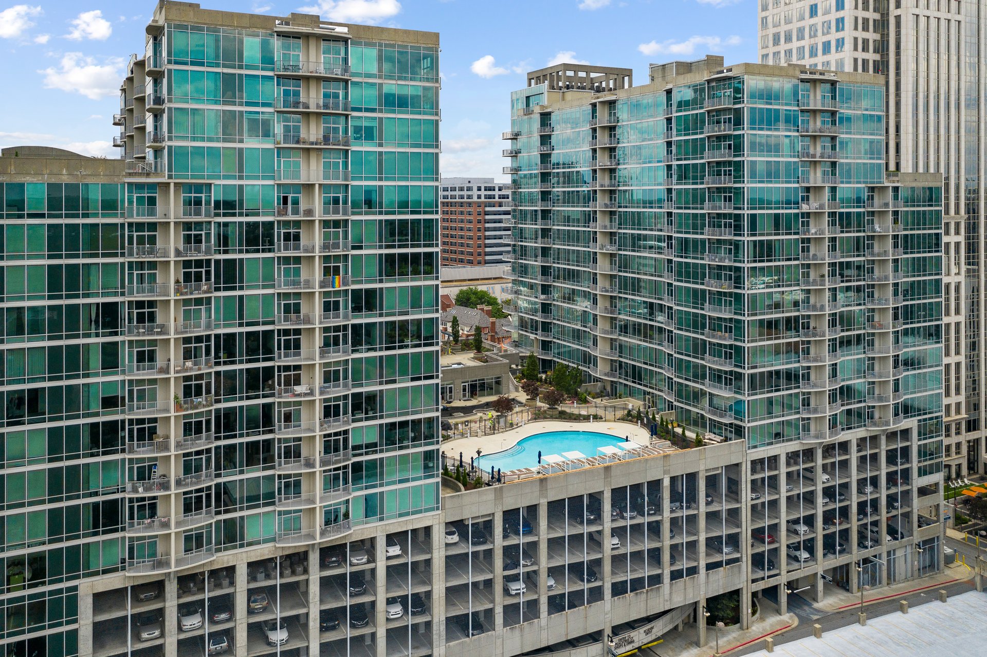 943 Peachtree Street NE Unit 913