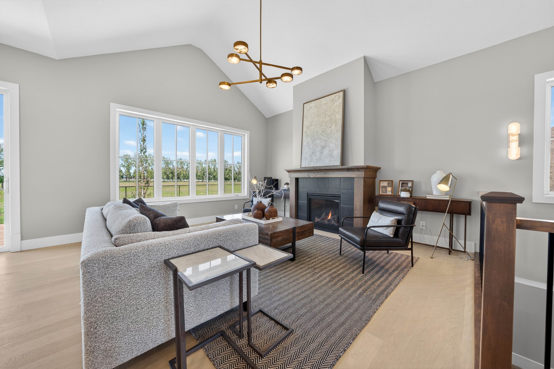 514 Pine Creek Ridge