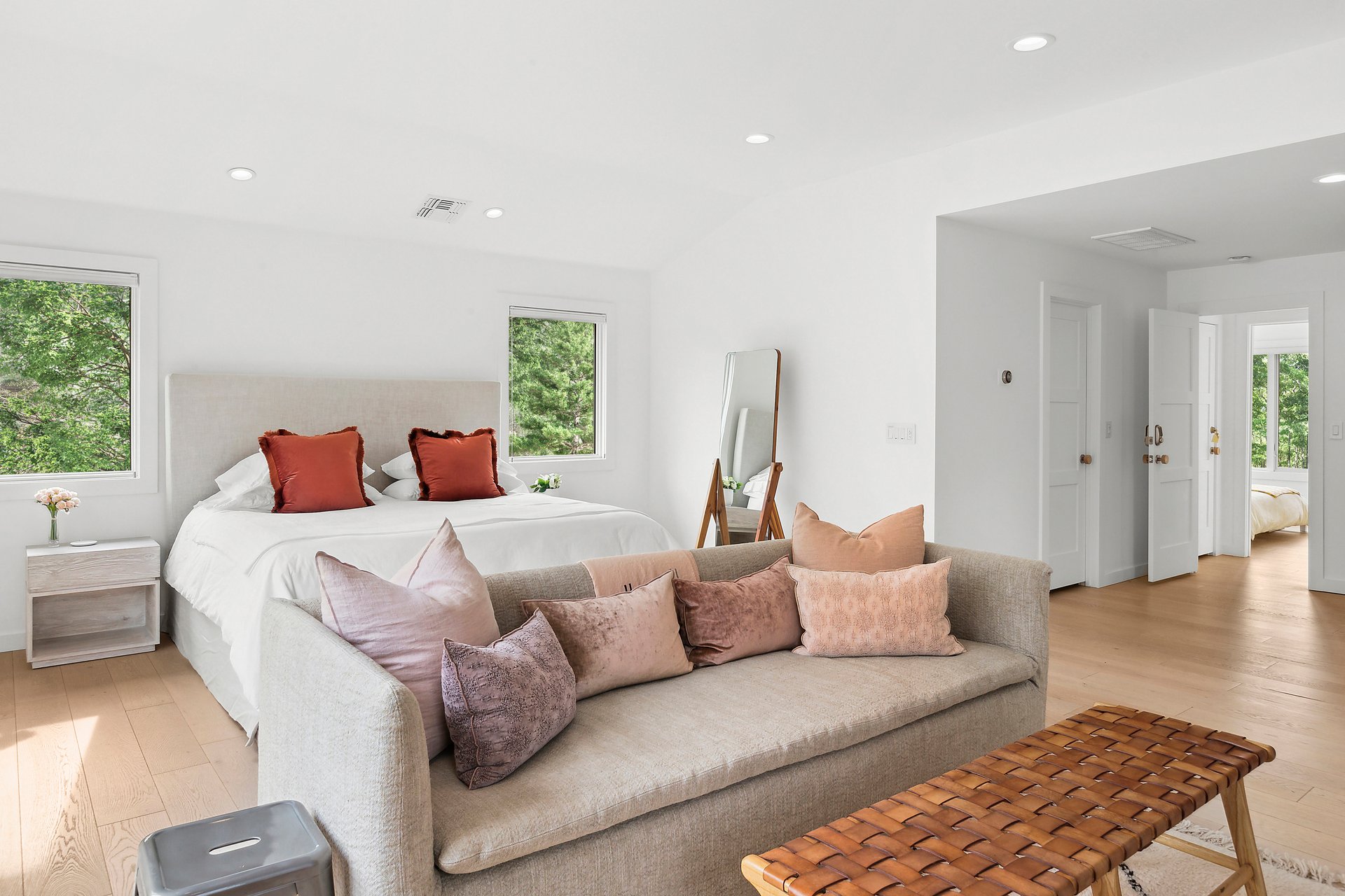 Expertly Re-Imagined Mid-Century Retreat in Sag Serene