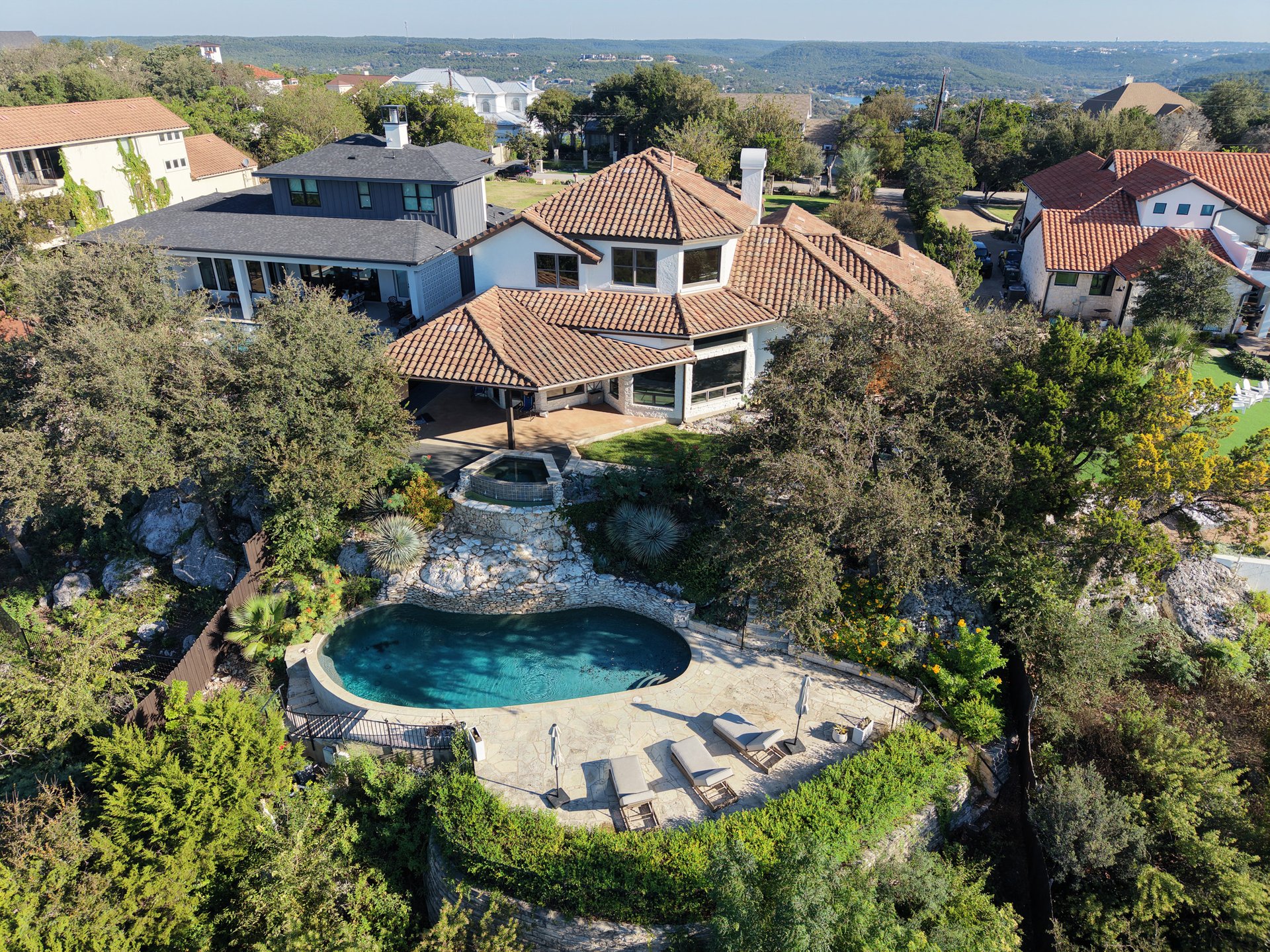 13907 Panorama Dr