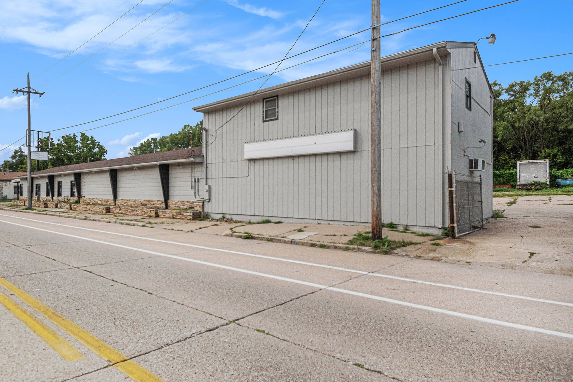 6500 Railroad Ave