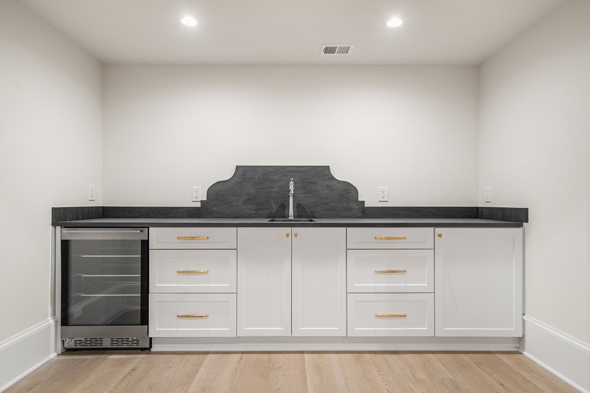 508 N Overlook Dr.
