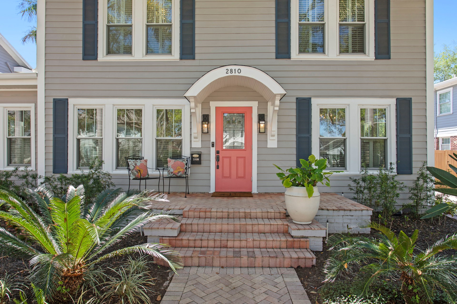 2810 W MORRISON AVE