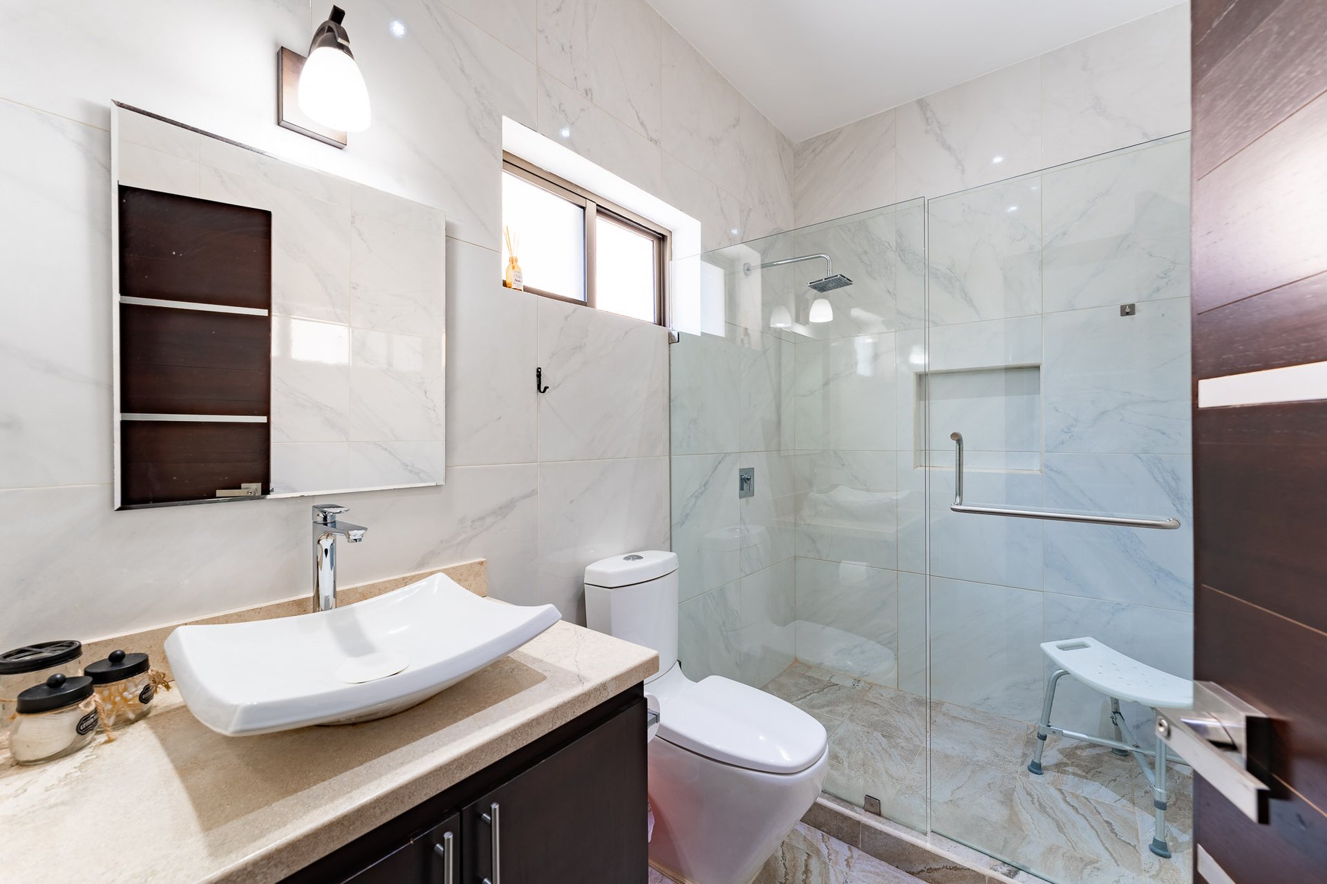 5 bedrooms, Single Family Homes, Villa de Caballos