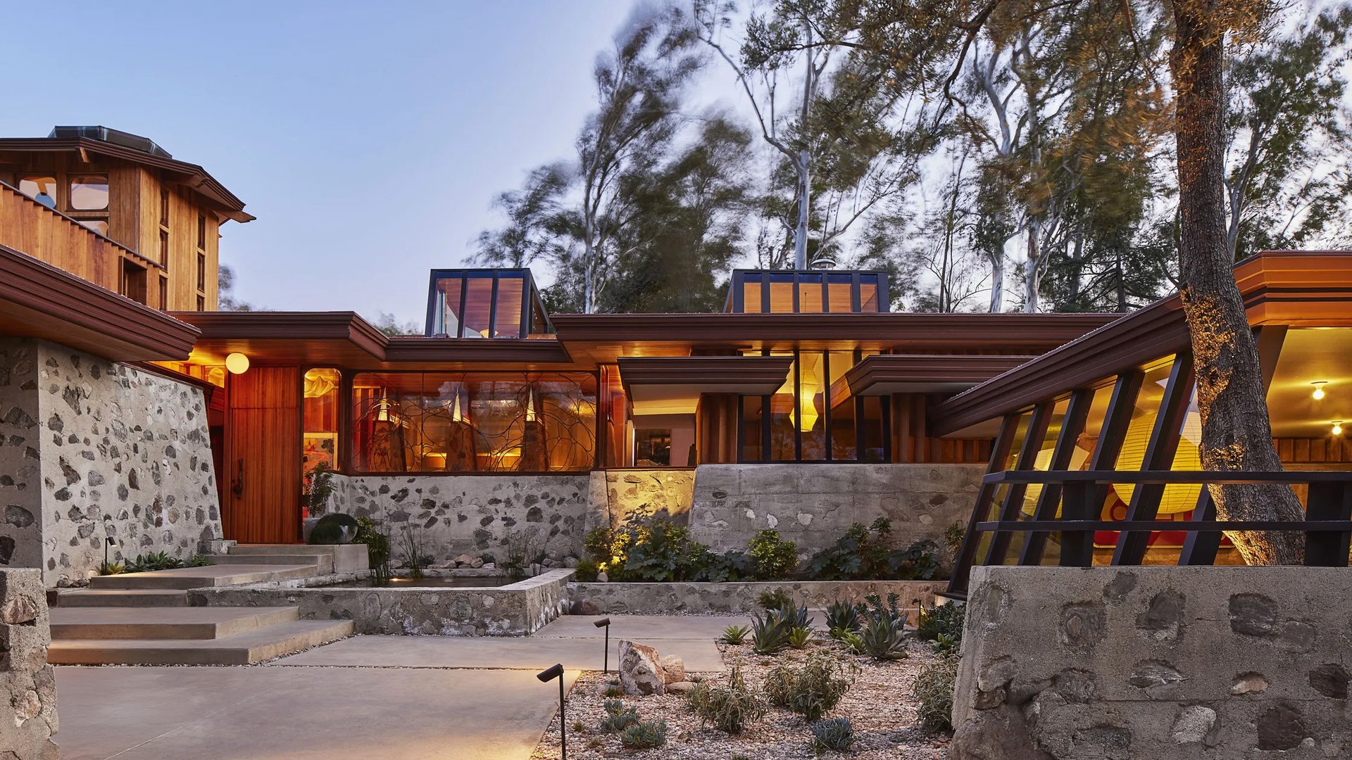 126 Summit Rd, La Verne