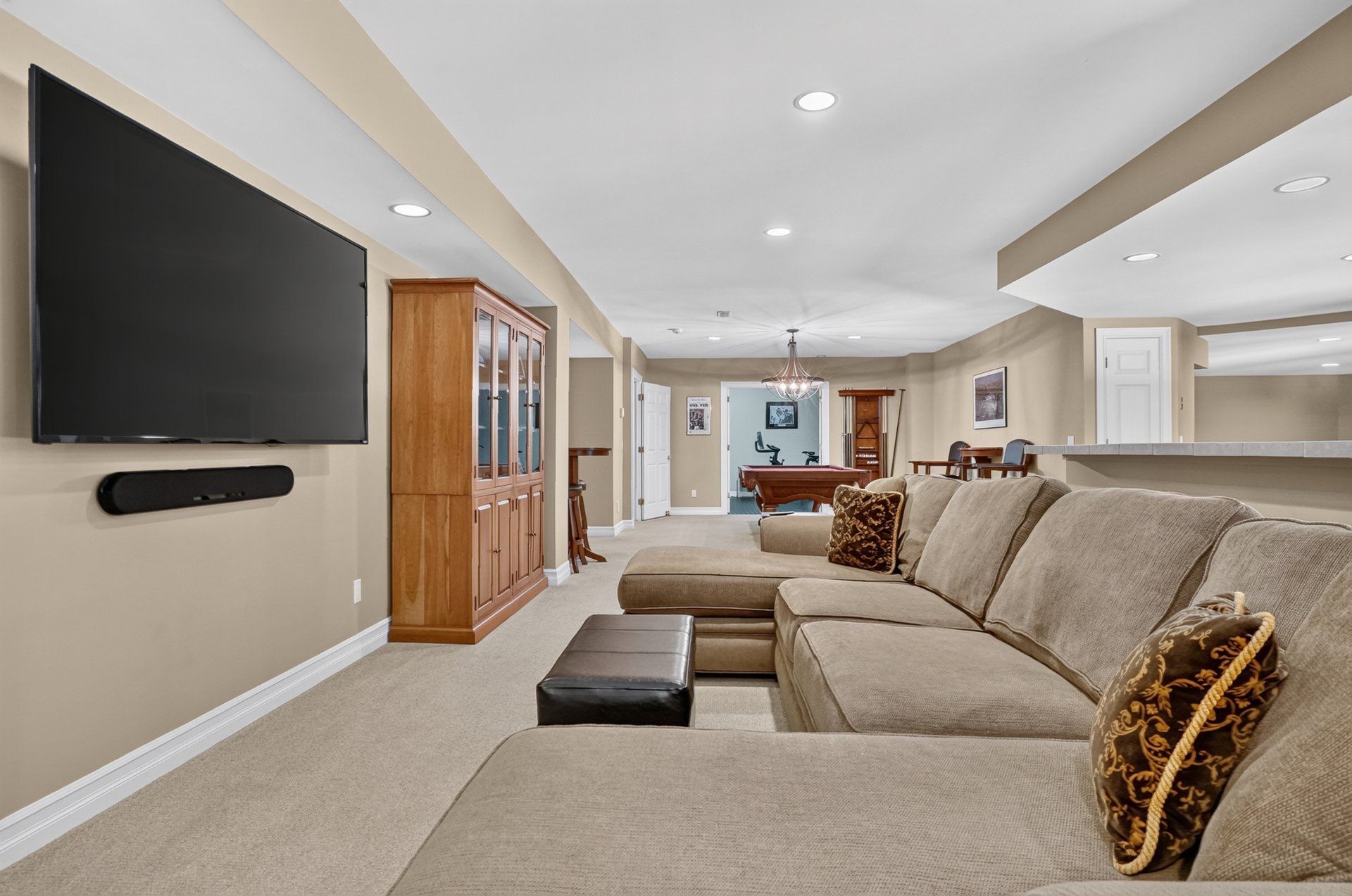 12172 Woodline